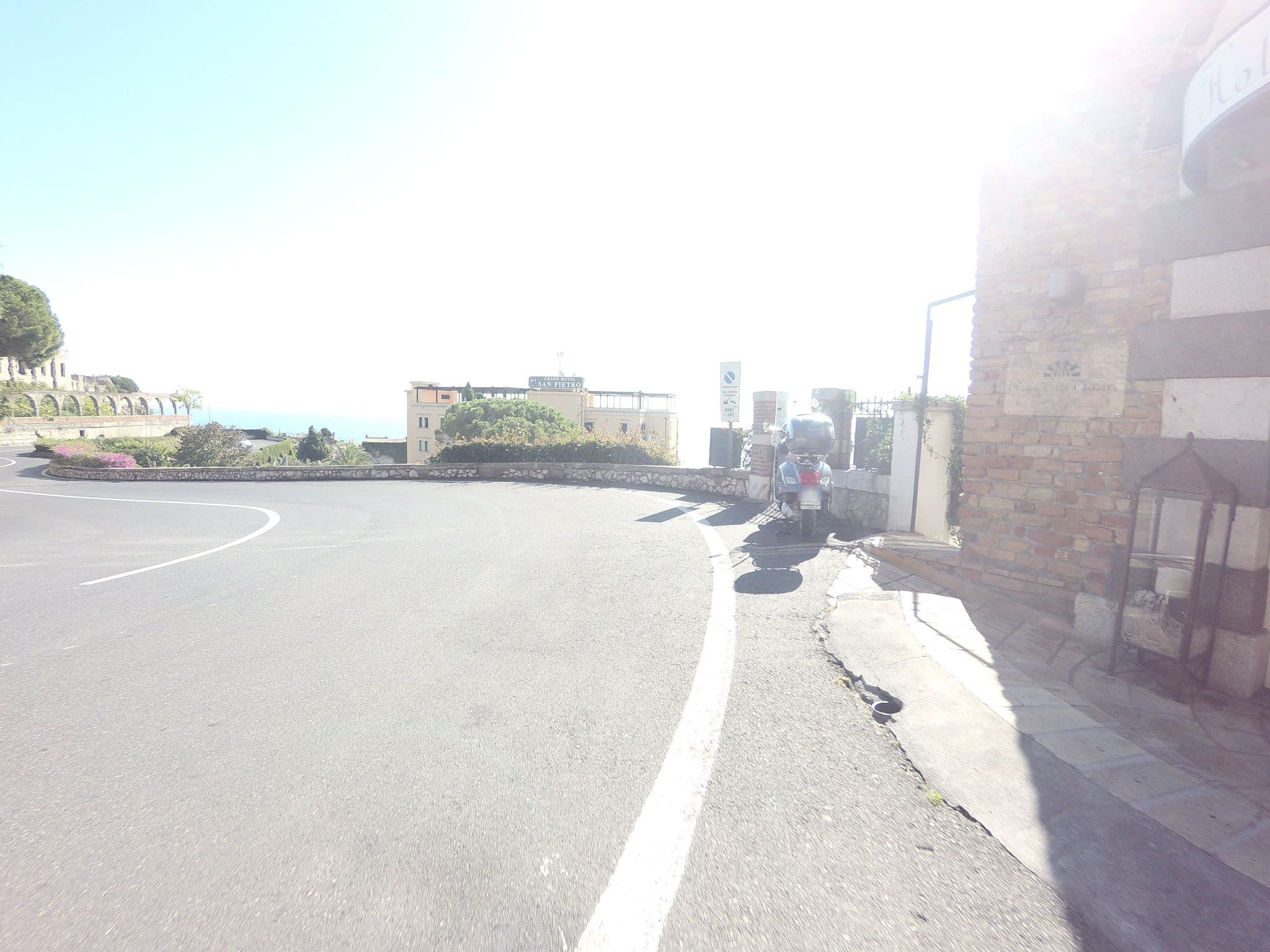 Street view near Albergo Villa Fabbiano SRL, Taormina — © posiki (CC BY-SA · Mapillary)