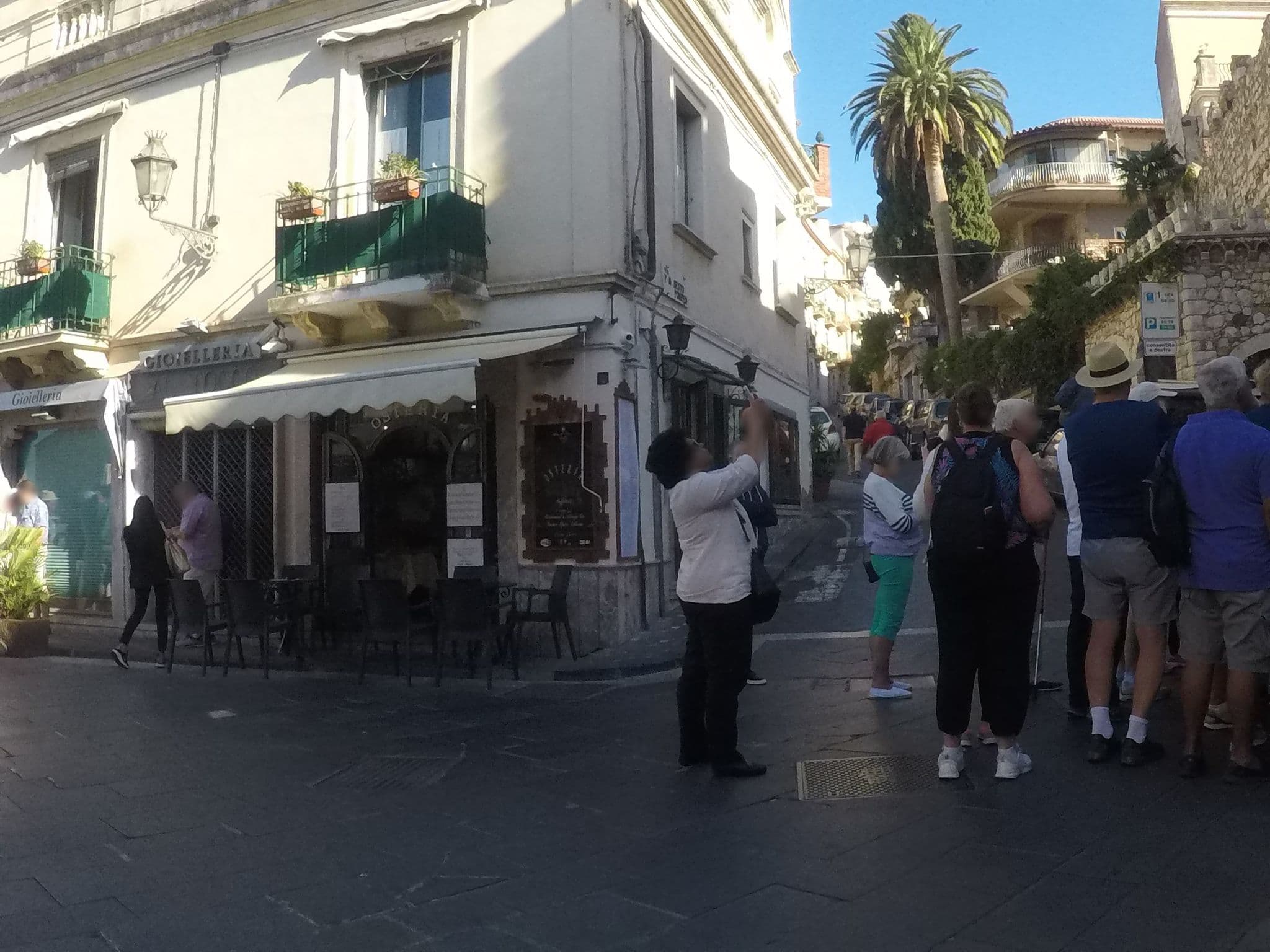 Street view near La Petite Maison, Taormina — © kobykarin (CC BY-SA · Mapillary)