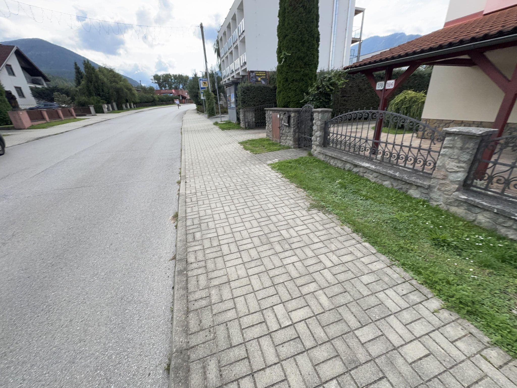 Street view near Privát U Staroňa, Liptovský Hrádok — © filiphanes (CC BY-SA · Mapillary)