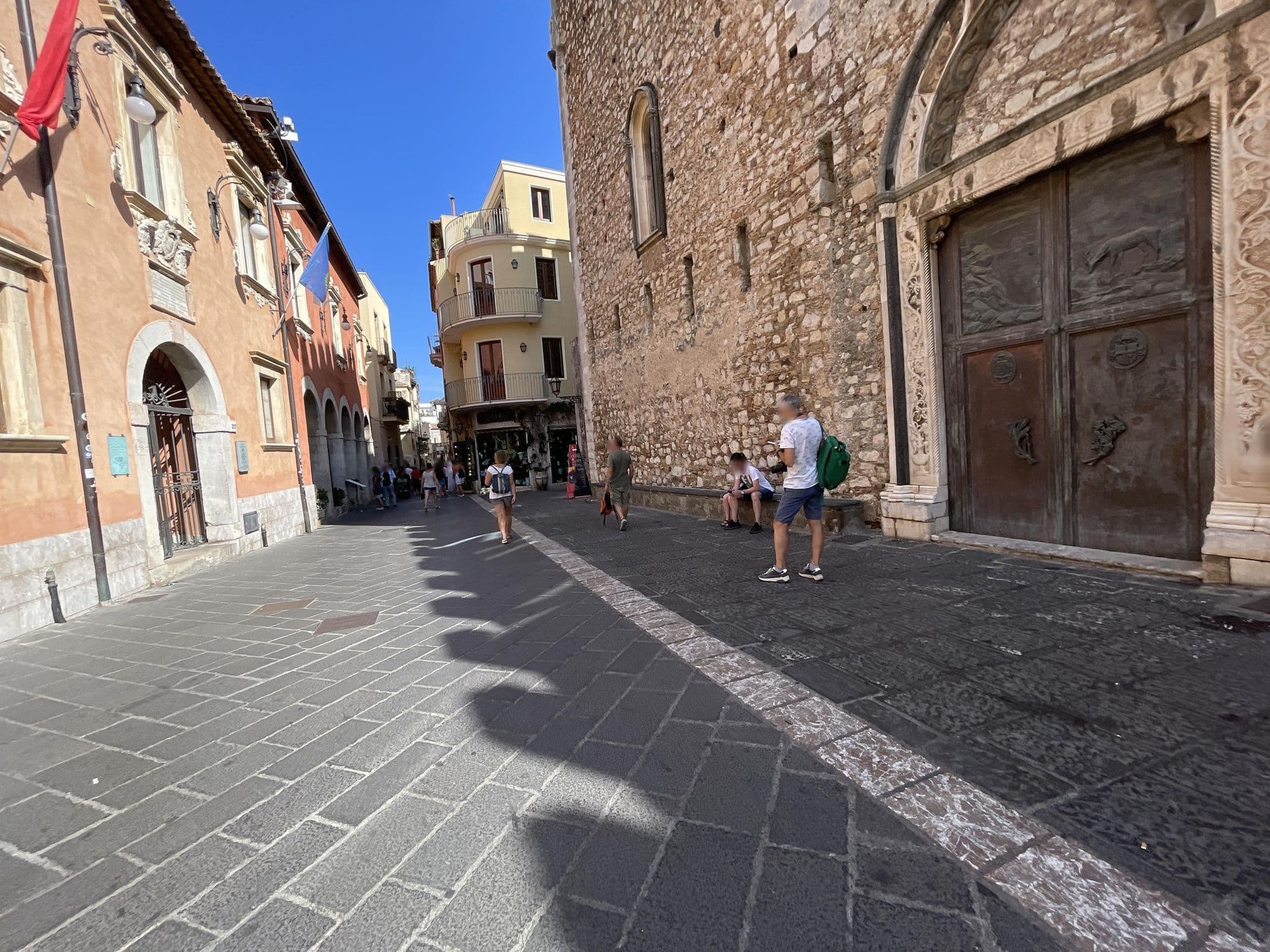 Street view near B&B Il Duomo di Taormina, Taormina — © asturksever (CC BY-SA · Mapillary)