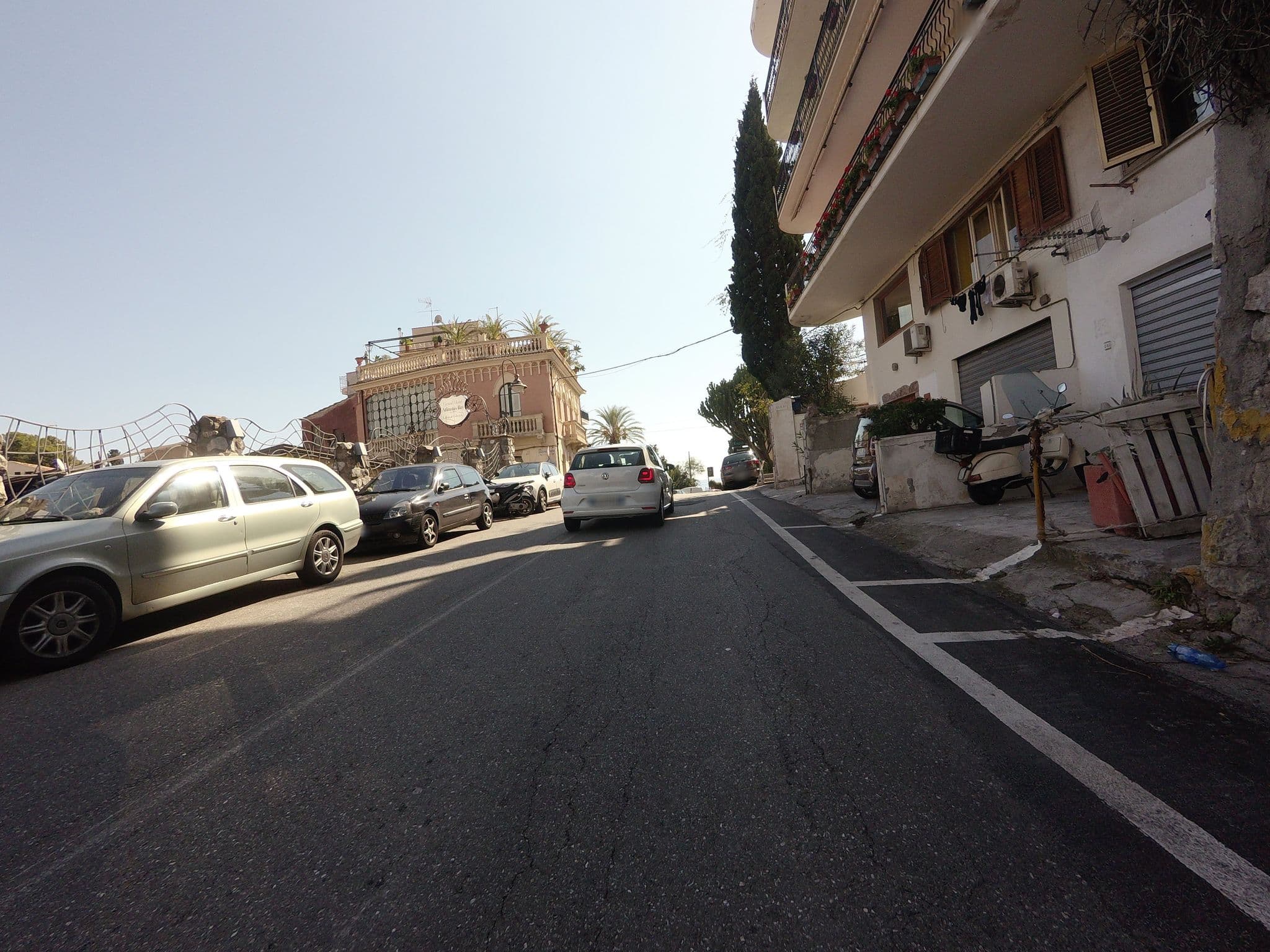 Street view near Panoramic Apartments Taormina, Taormina — © posiki (CC BY-SA · Mapillary)