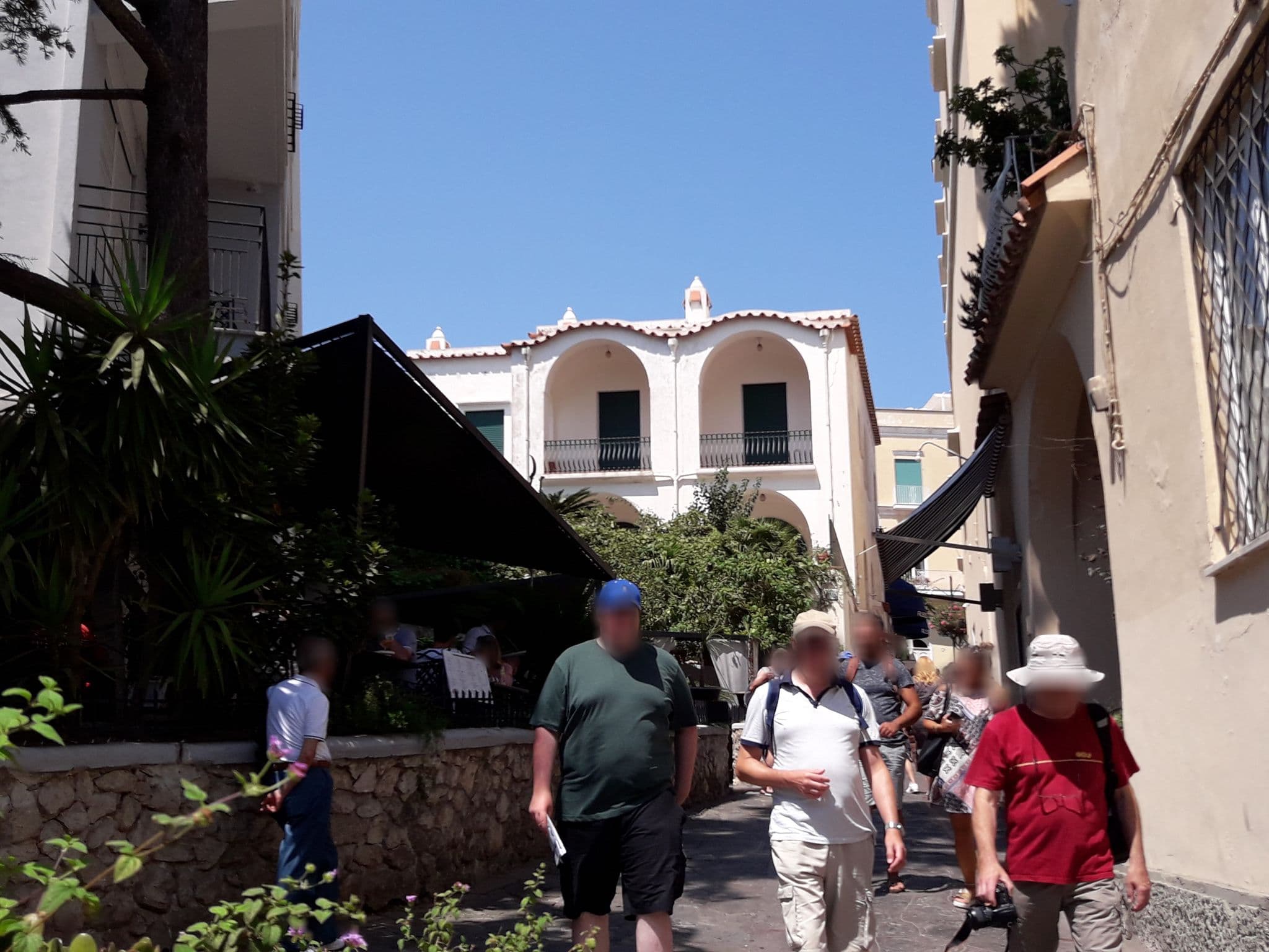 Street view near Hotel Flora Pool, Capri — © marcussacapuces91 (CC BY-SA · Mapillary)