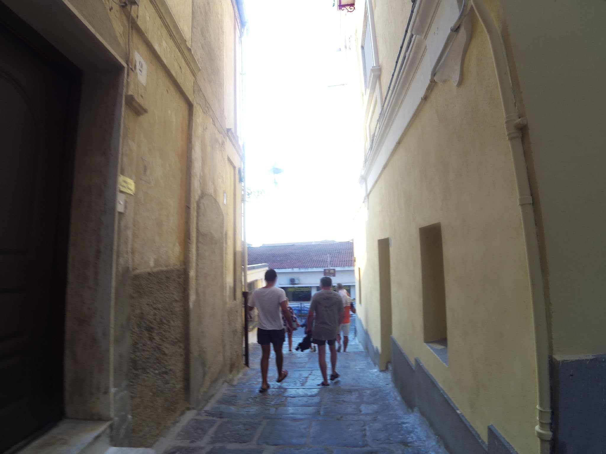 Street view near Residenza28, Pizzo — © marcuscalabresus (CC BY-SA · Mapillary)