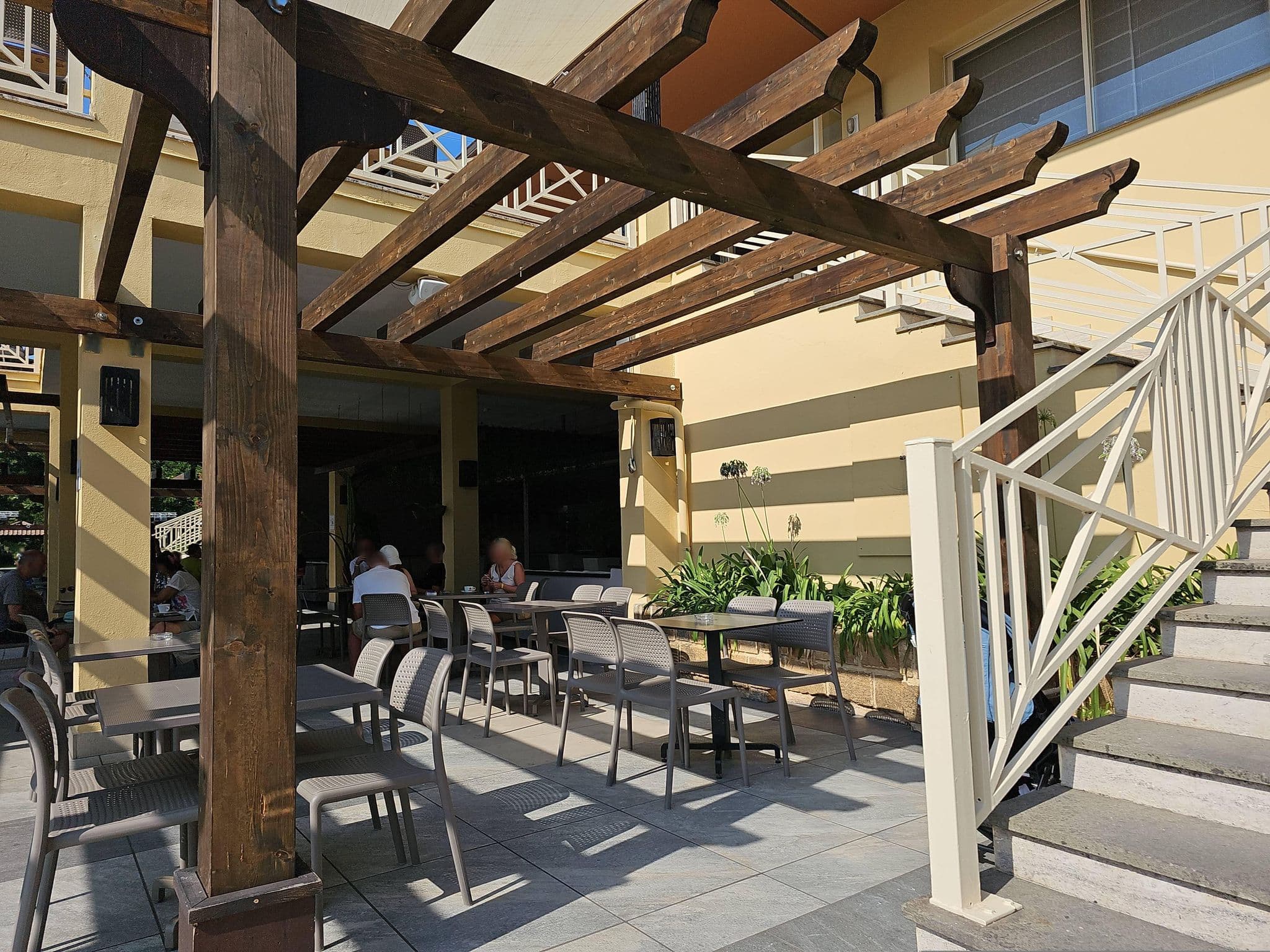 Street view near Club Med Napitia, Acconia — © BerndGo64 (CC BY-SA · Mapillary)