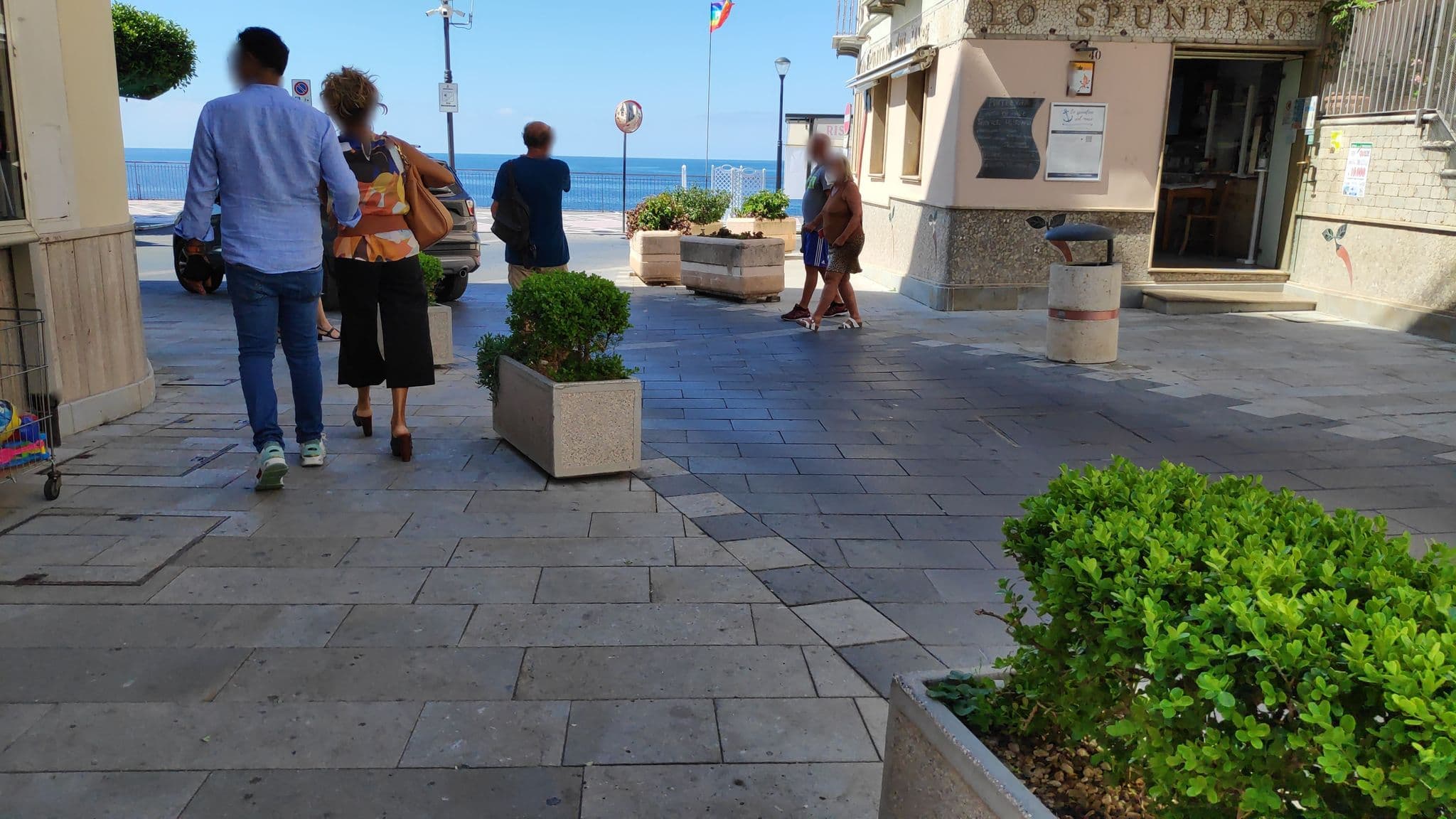 Street view near Hotel Stella Maris, Diamante — © marcuscalabresus (CC BY-SA · Mapillary)