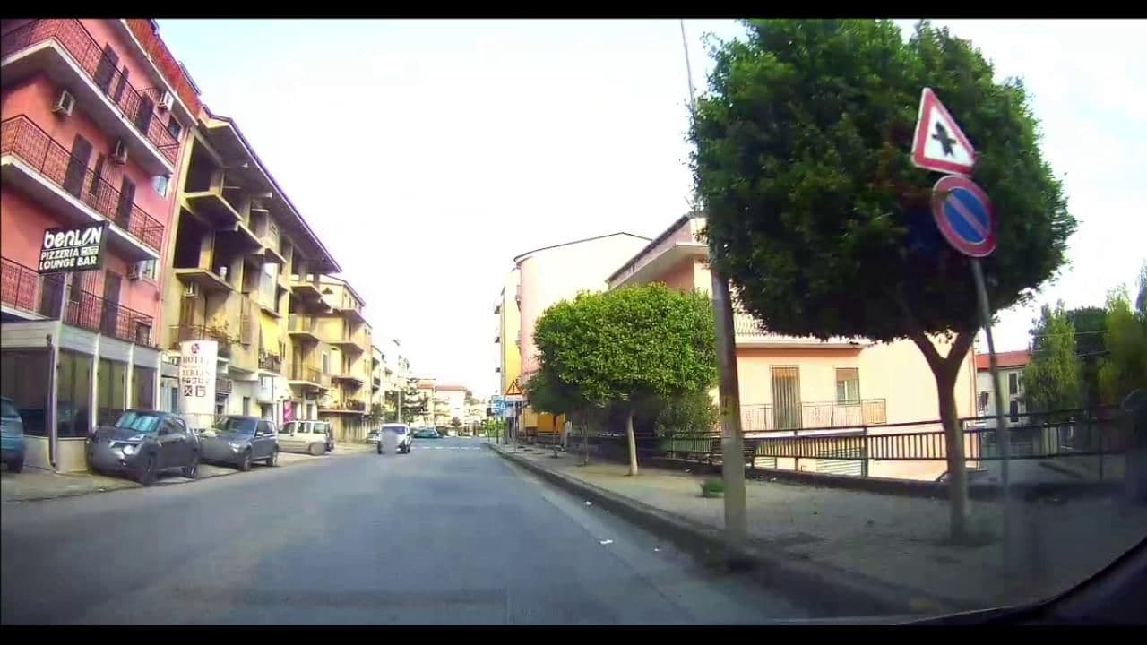 Street view near Hotel Berlin, Cariati — © ingcelsi (CC BY-SA · Mapillary)