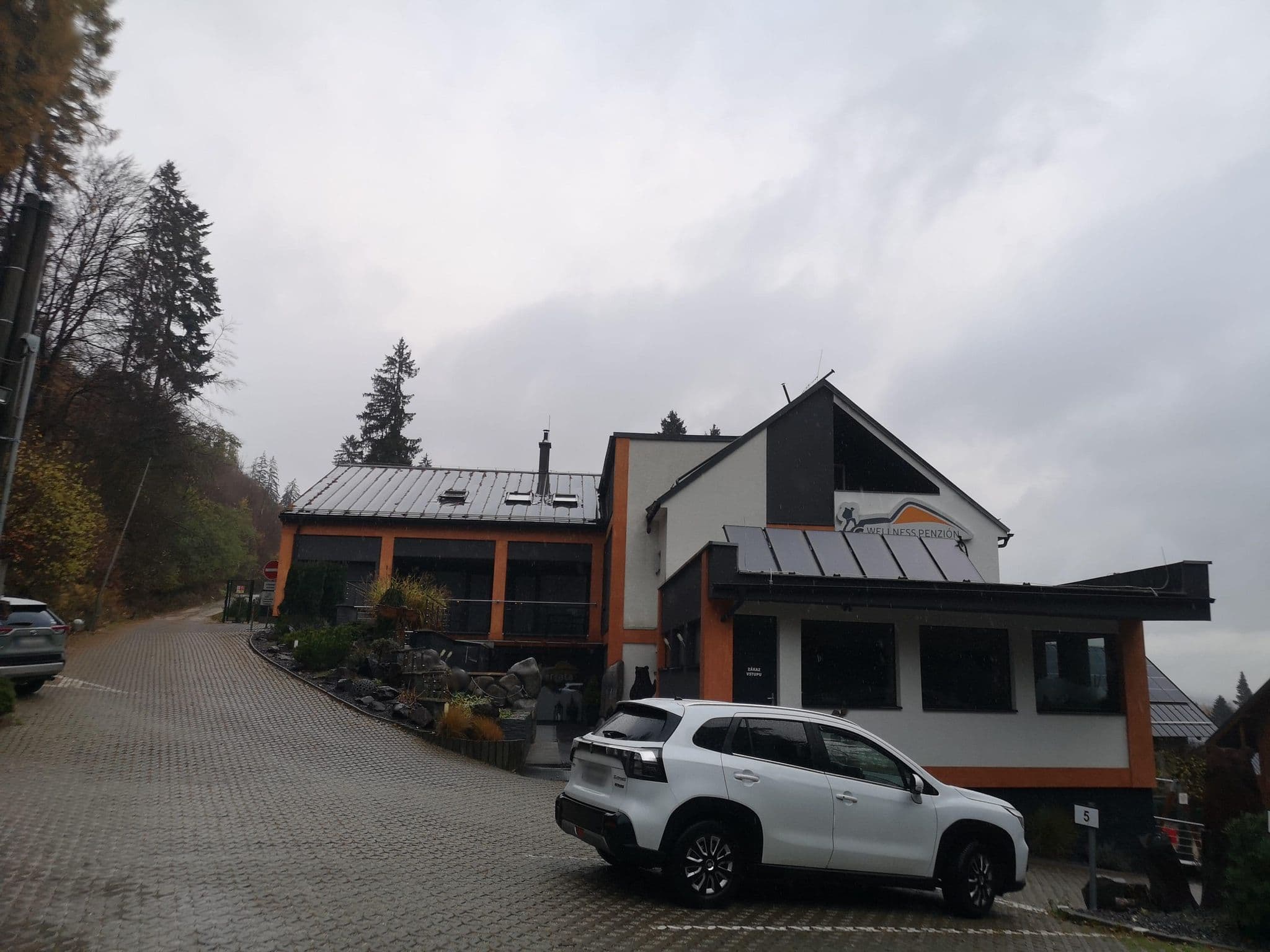 Street view near Wellnes penzión Ferrata, Martin — © moon4 (CC BY-SA · Mapillary)