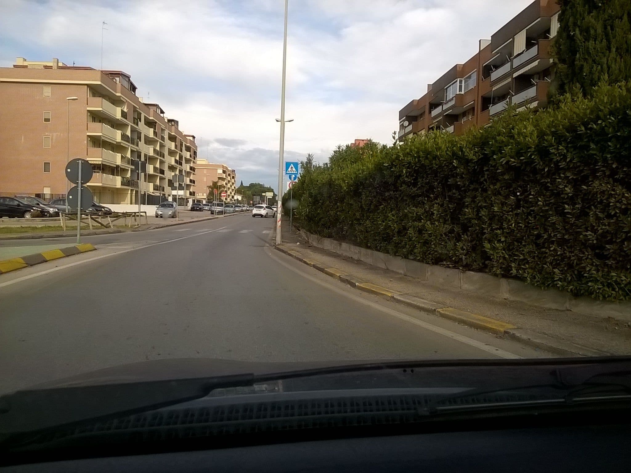 Street view near B&B Interno 9, Taranto — © giantar (CC BY-SA · Mapillary)