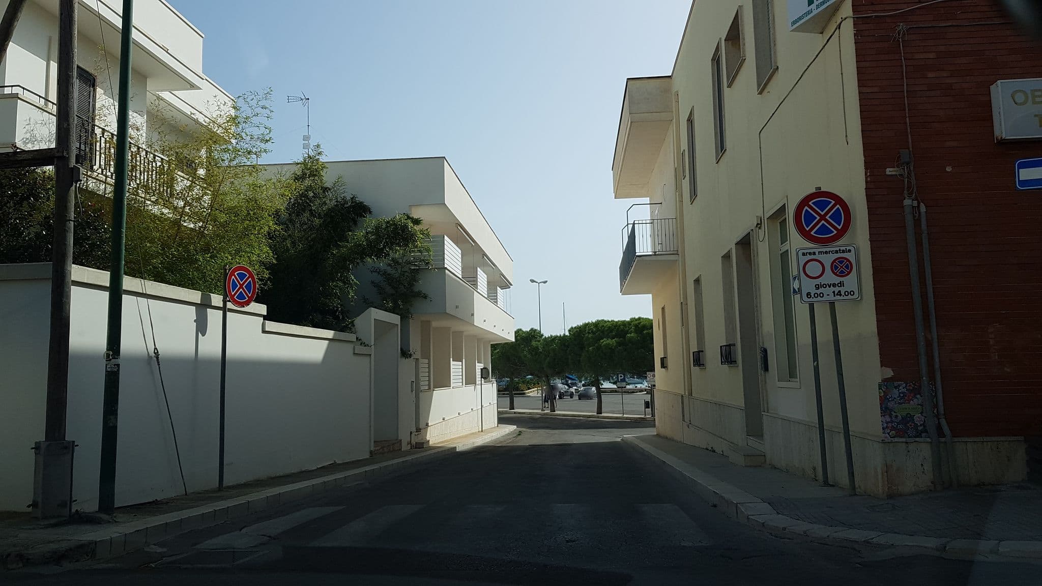 Street view near FronteMare Rooms, Porto Cesareo — © ale_zena_it (CC BY-SA · Mapillary)