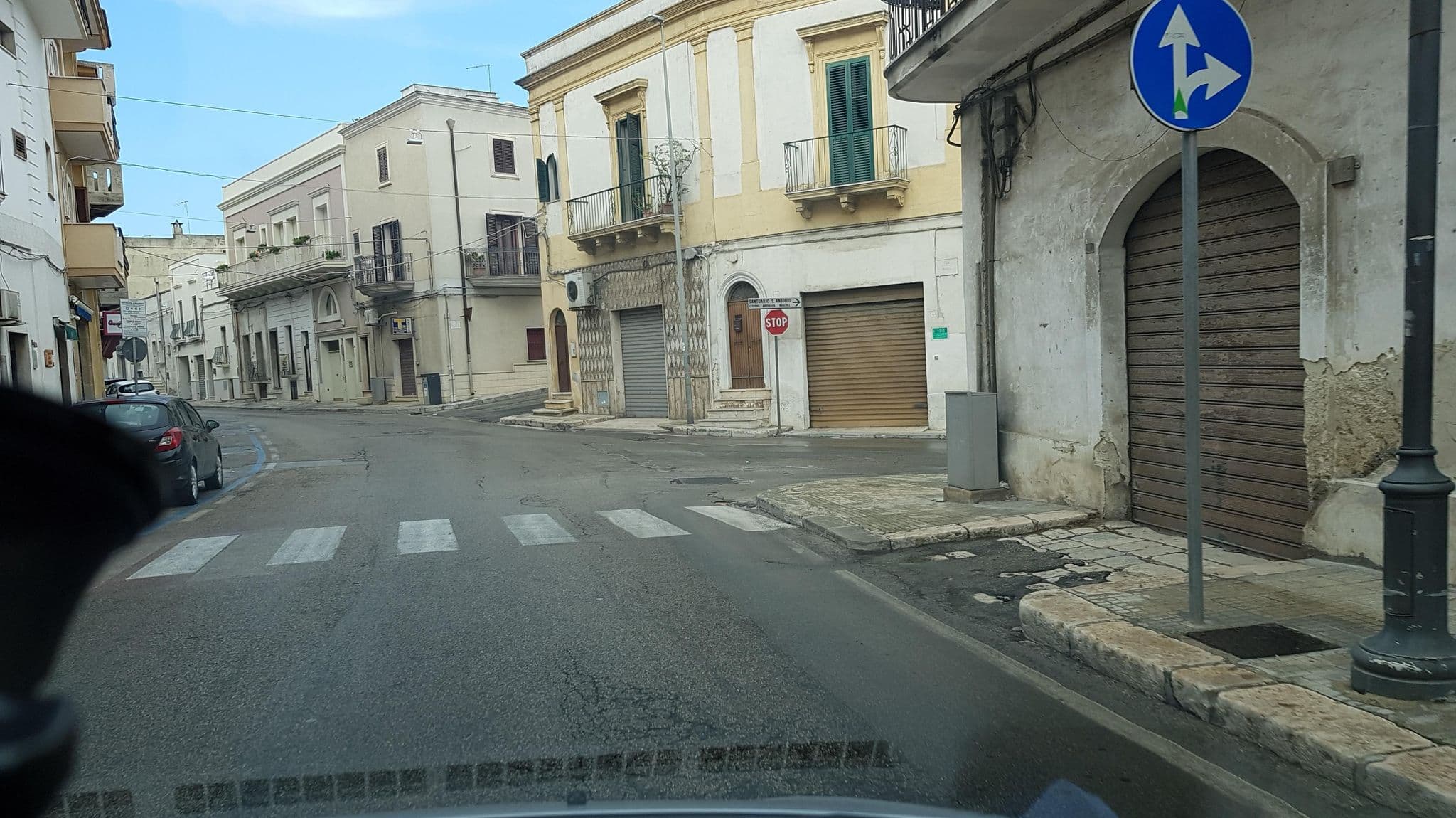 Street view near Elisea House, Oria — © ale_zena_it (CC BY-SA · Mapillary)