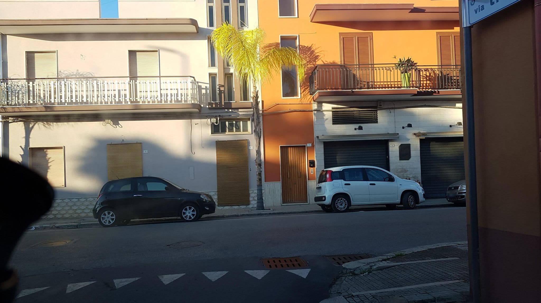Street view near Donnenzo, Latiano — © ale_zena_it (CC BY-SA · Mapillary)