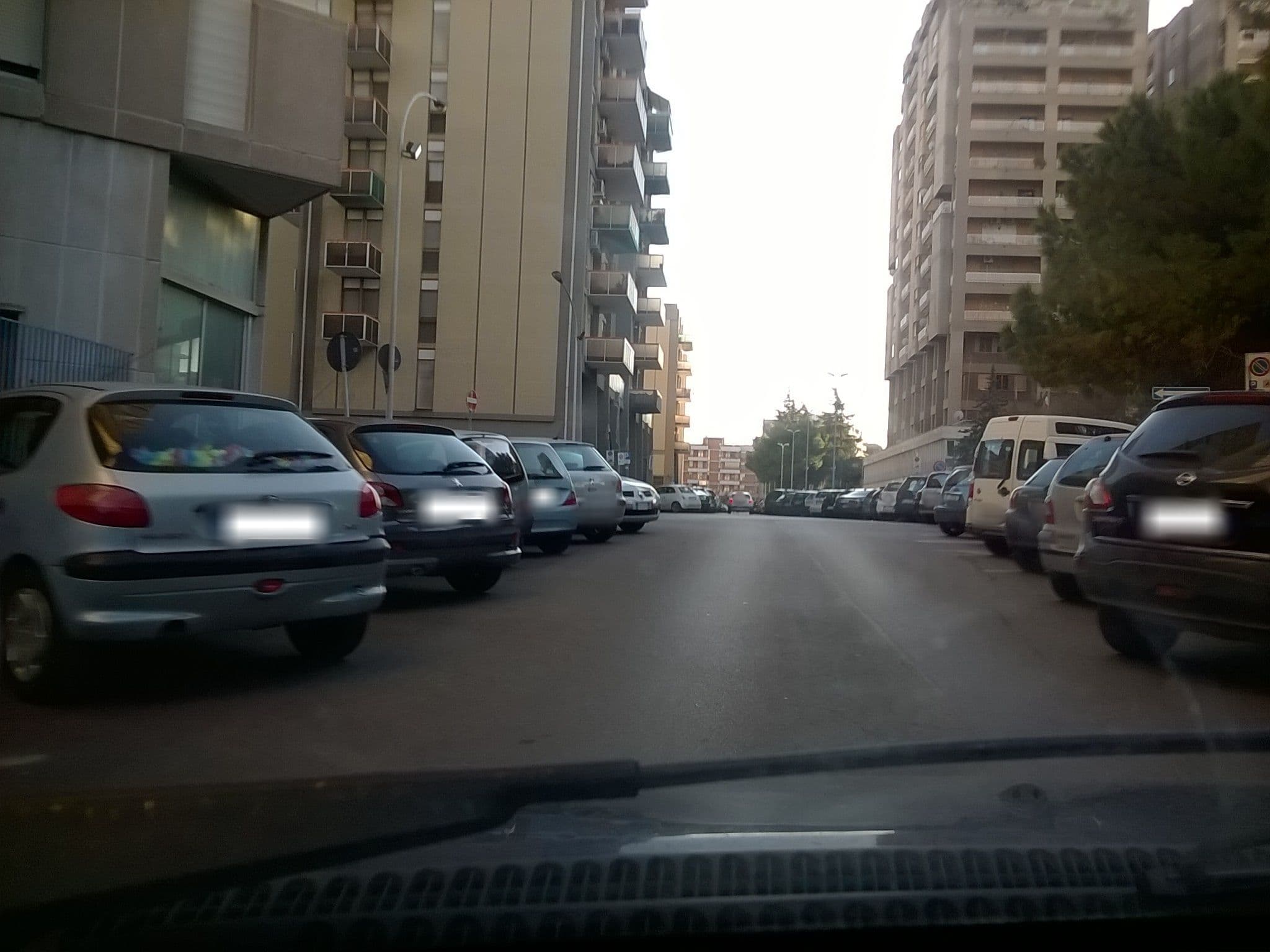 Street view near Società Gestione Alberghi Ristoranti SRL, Taranto — © giantar (CC BY-SA · Mapillary)