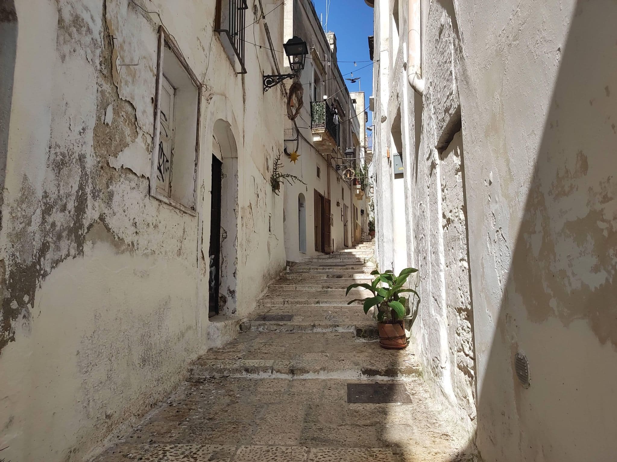 Street view near Art Transparent B&B, Grottaglie — © Scapigliato (CC BY-SA · Mapillary)