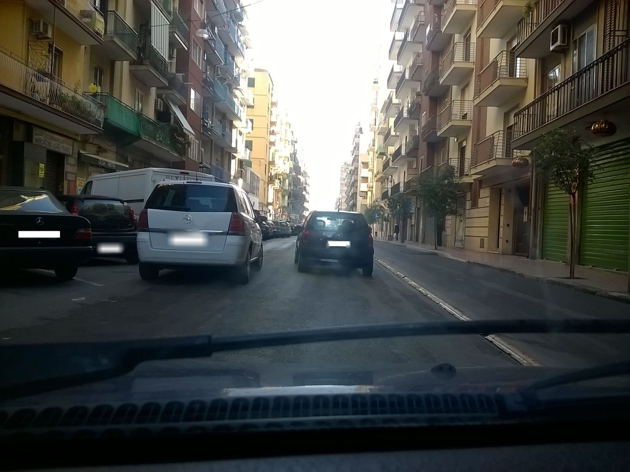 Street view near Domus Taranto, Taranto — © giantar (CC BY-SA · Mapillary)