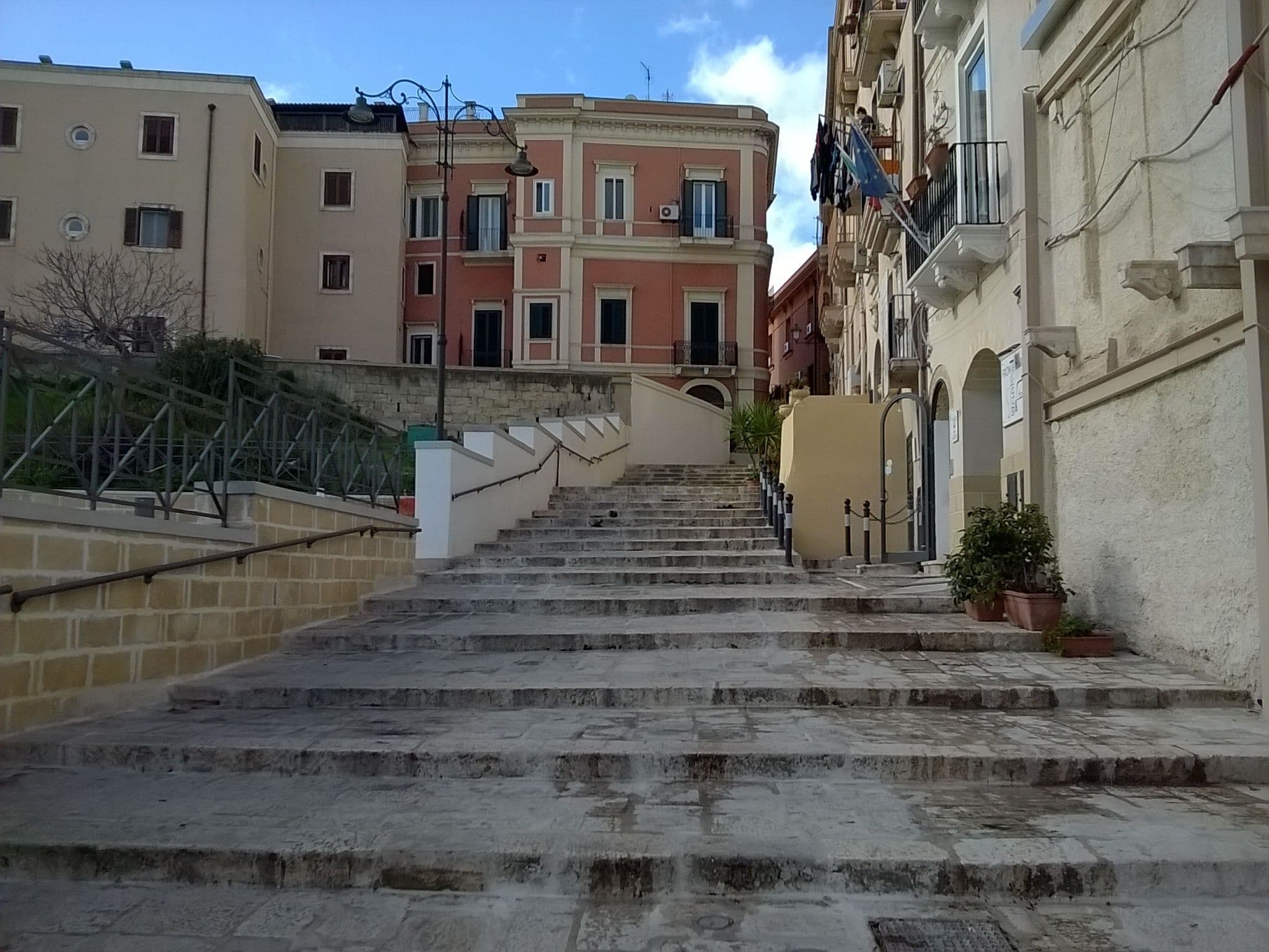 Street view near Affittacamere B&B Casa Matilde, Taranto — © giantar (CC BY-SA · Mapillary)