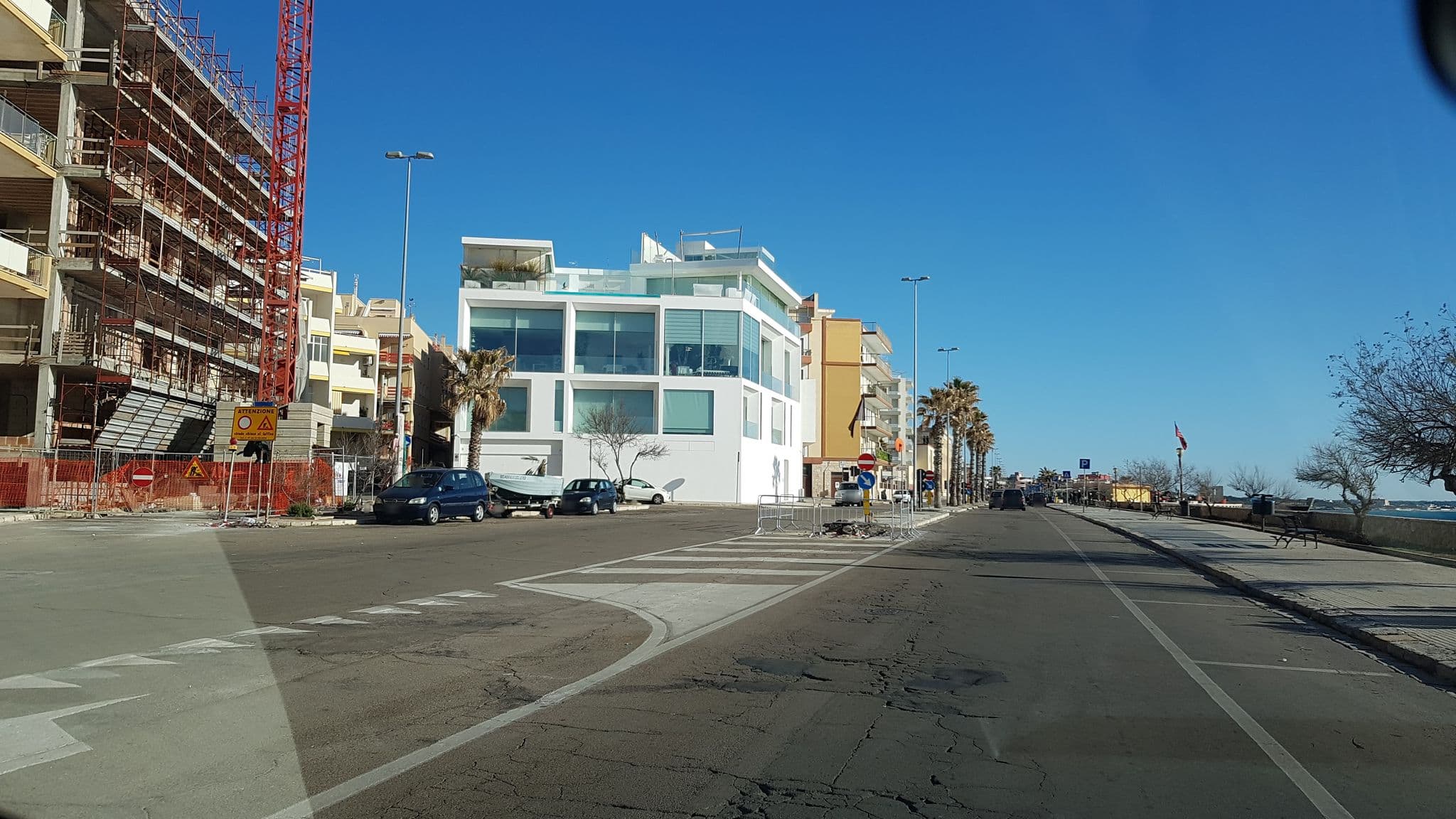 Street view near B&B L'Altra Scogliera, Gallipoli — © ale_zena_it (CC BY-SA · Mapillary)