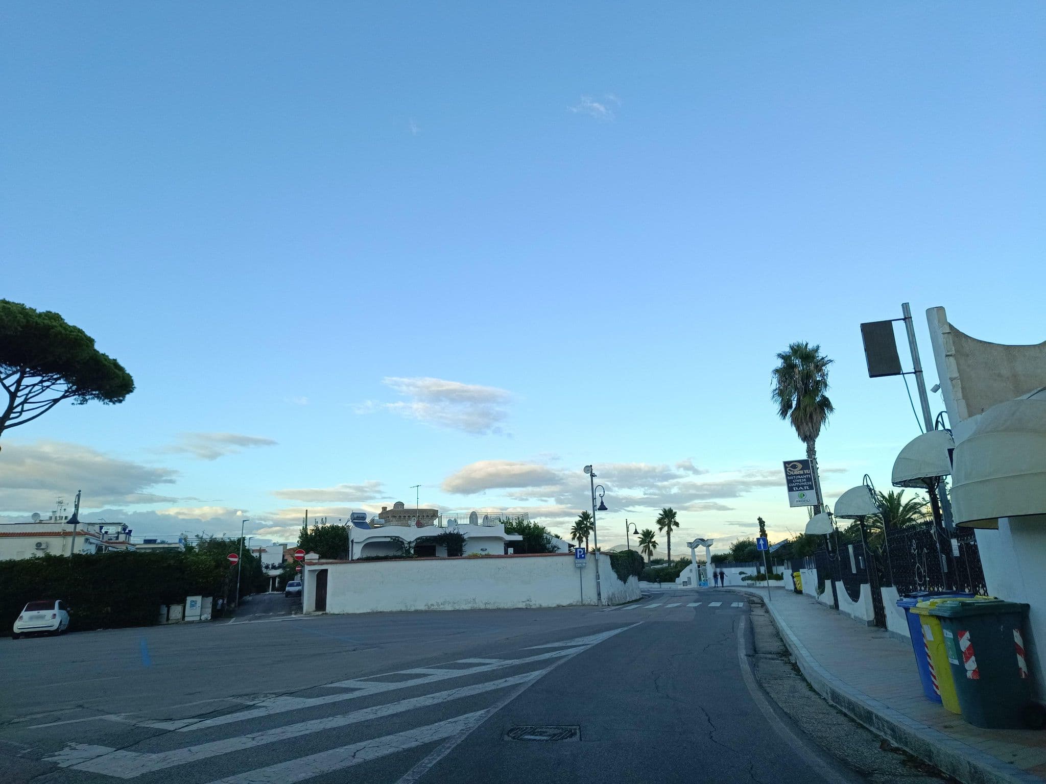 Street view near Hotel Vittoria, San Felice Circeo — © odiug (CC BY-SA · Mapillary)