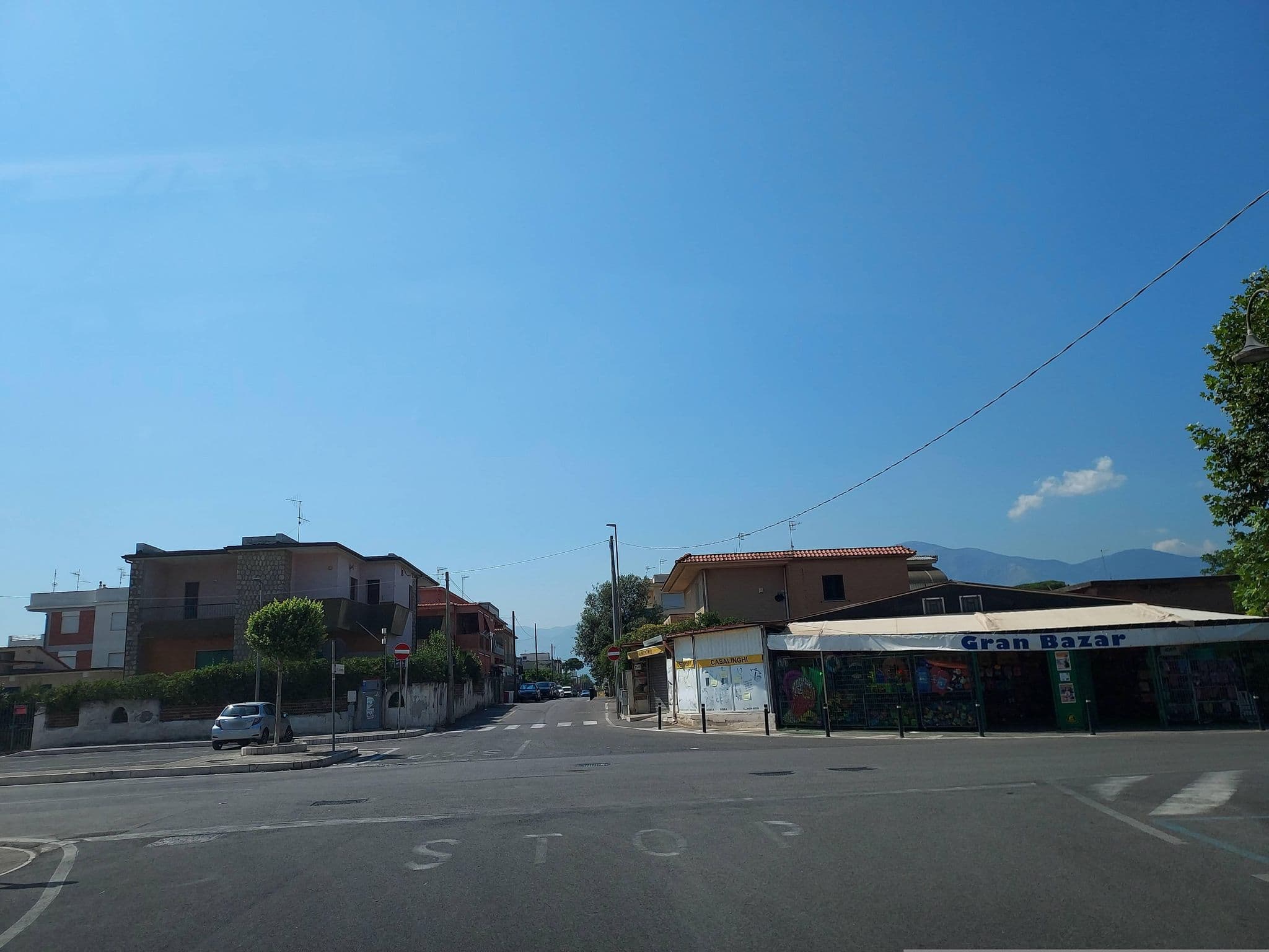 Street view near Pensione Minturnae, Minturno — © odiug (CC BY-SA · Mapillary)