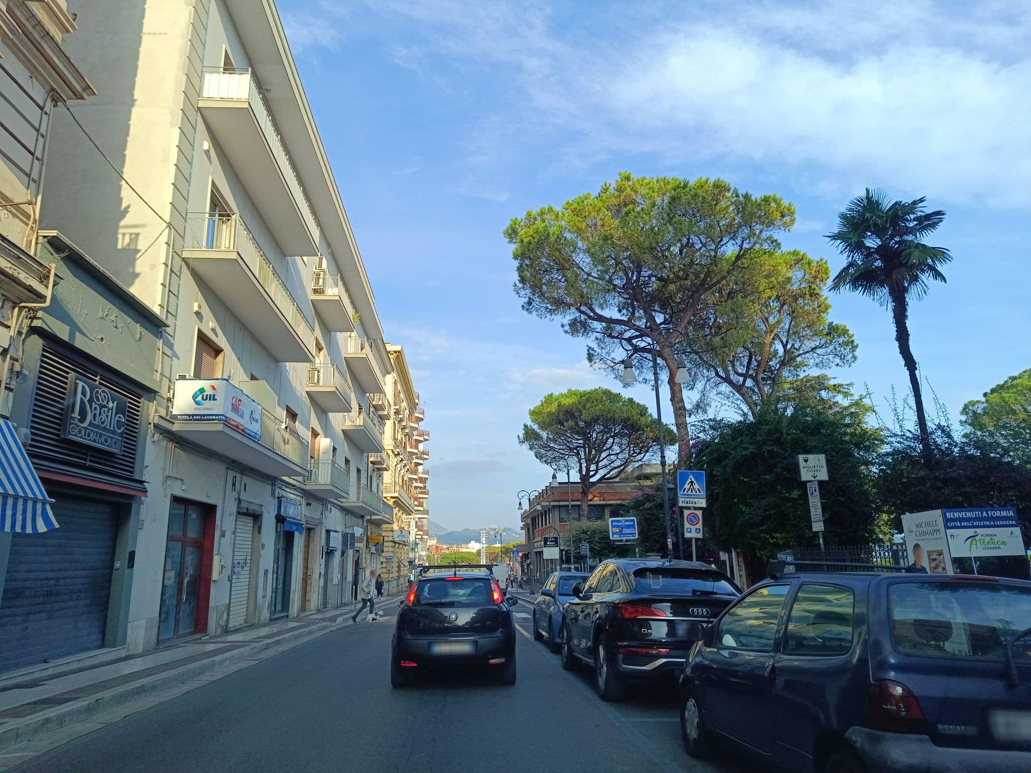 Street view near Villa Vitruvio, Formia — © odiug (CC BY-SA · Mapillary)