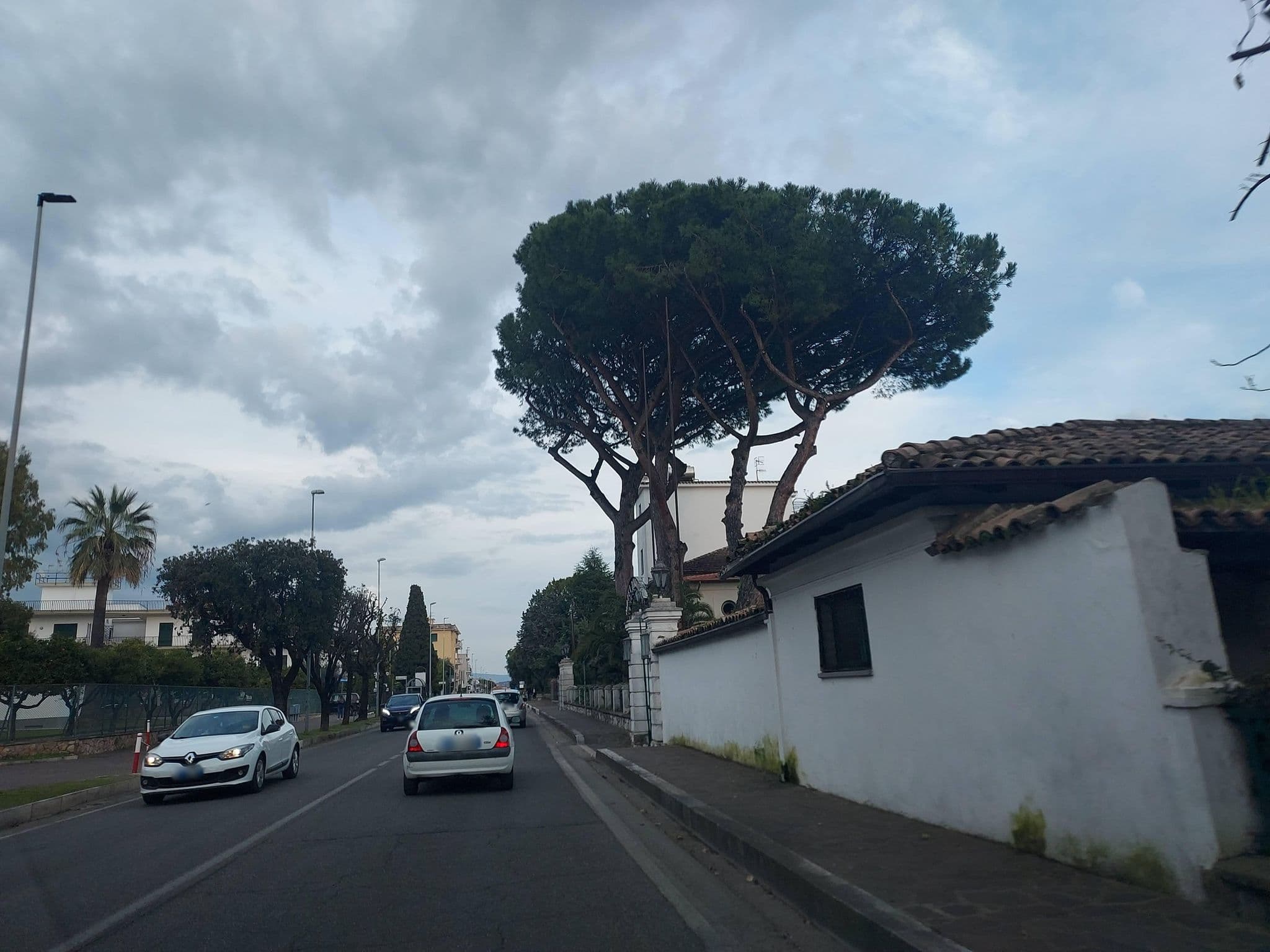 Street view near Grand Hotel Miramare, Formia — © odiug (CC BY-SA · Mapillary)