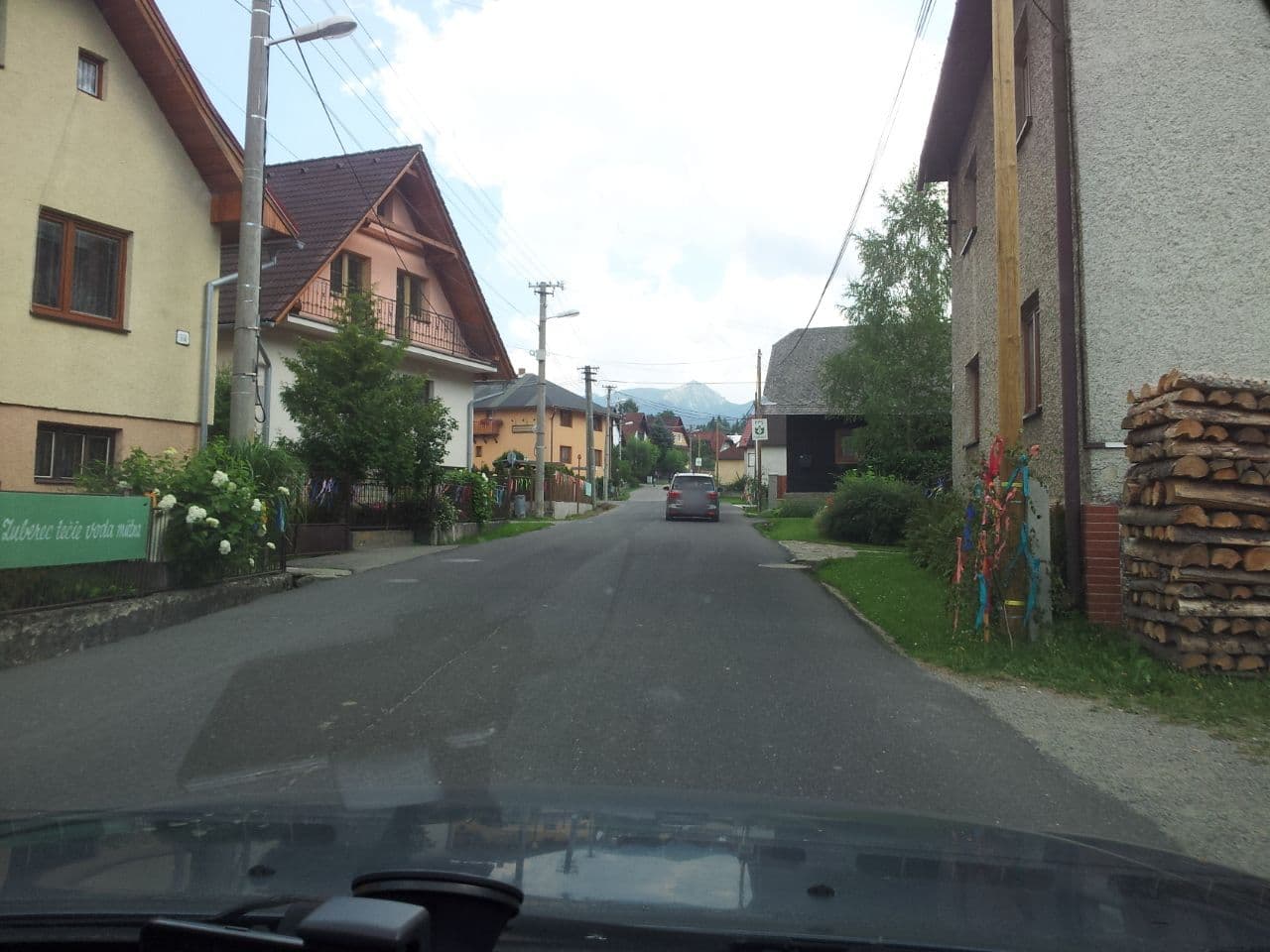 Street view near Apartmány Bistár, Zuberec — © durko_freemap (CC BY-SA · Mapillary)