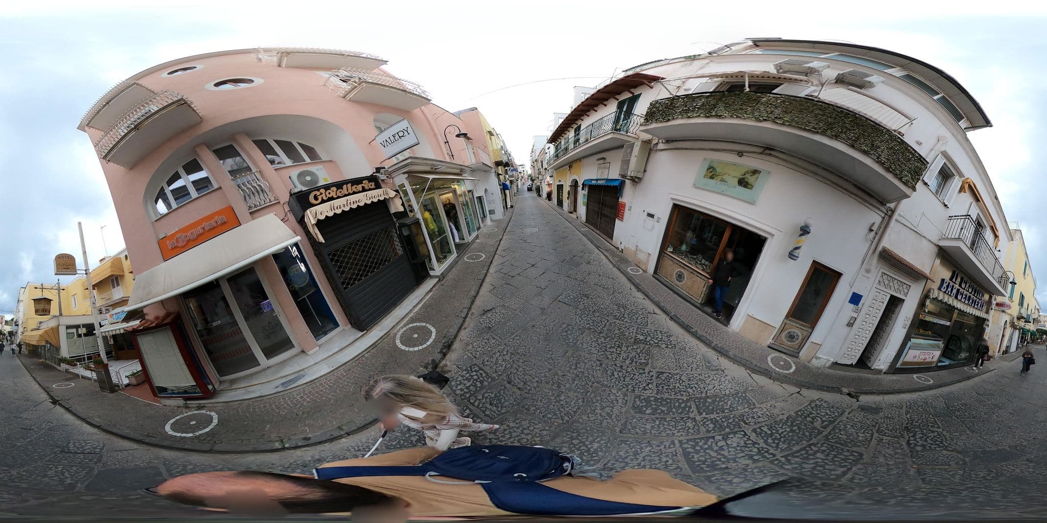 Street view near felix hotel, Ischia — © mircozorzo (CC BY-SA · Mapillary)