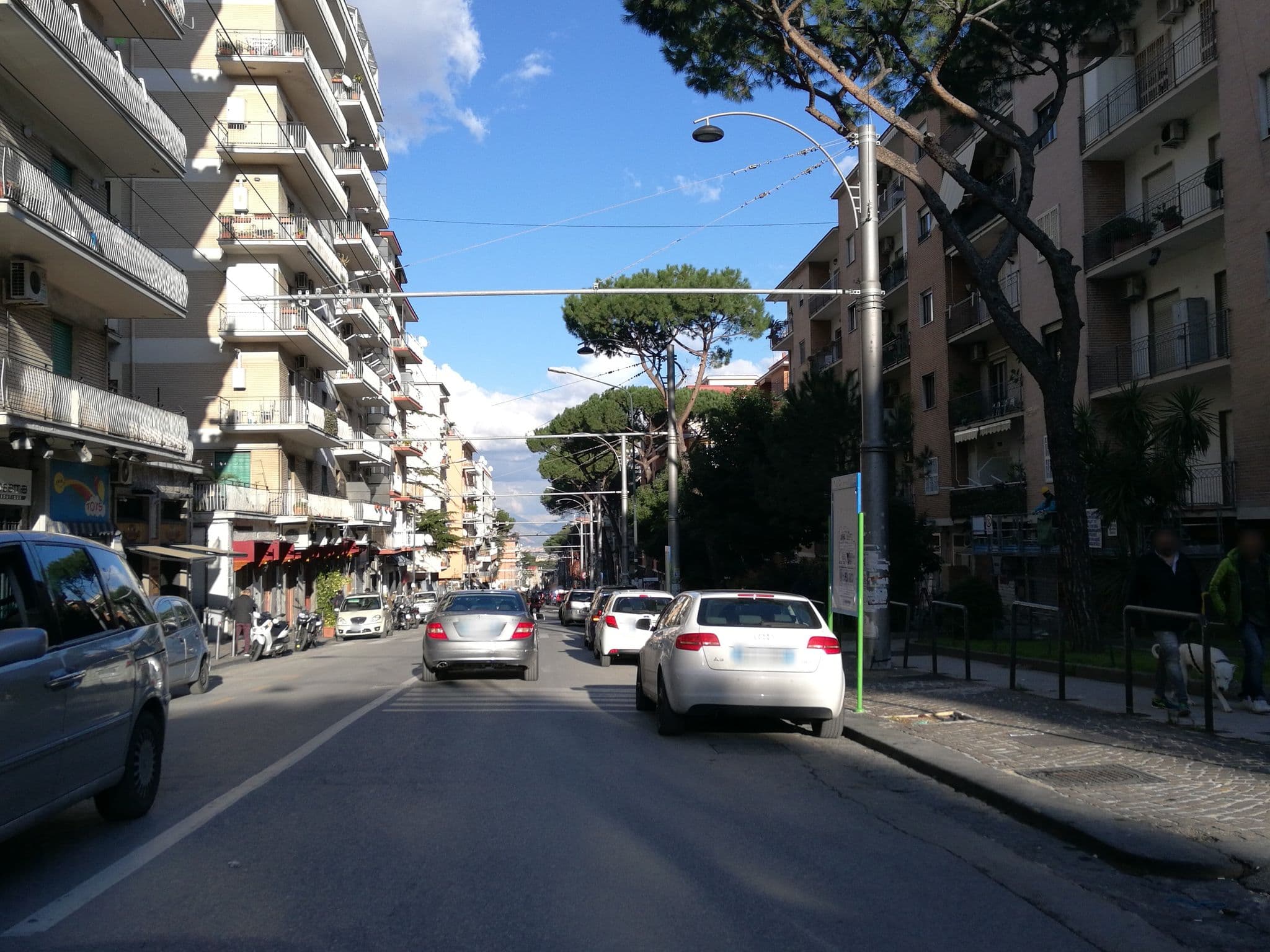 Street view near B&B Aminei Colors, Arenella — © giulio (CC BY-SA · Mapillary)