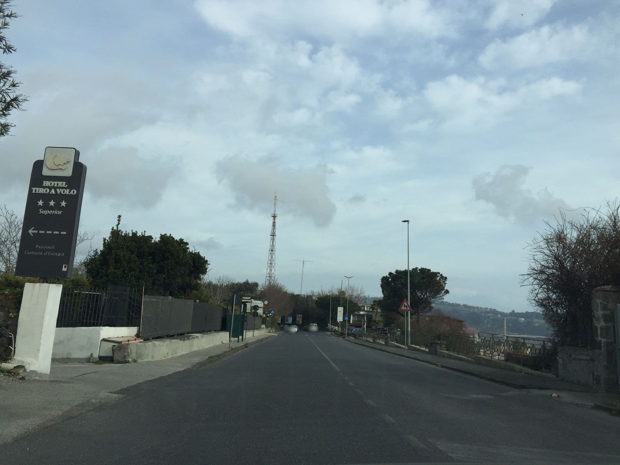 Street view near hotel tiro a volo, Bagnoli — © richlv (CC BY-SA · Mapillary)