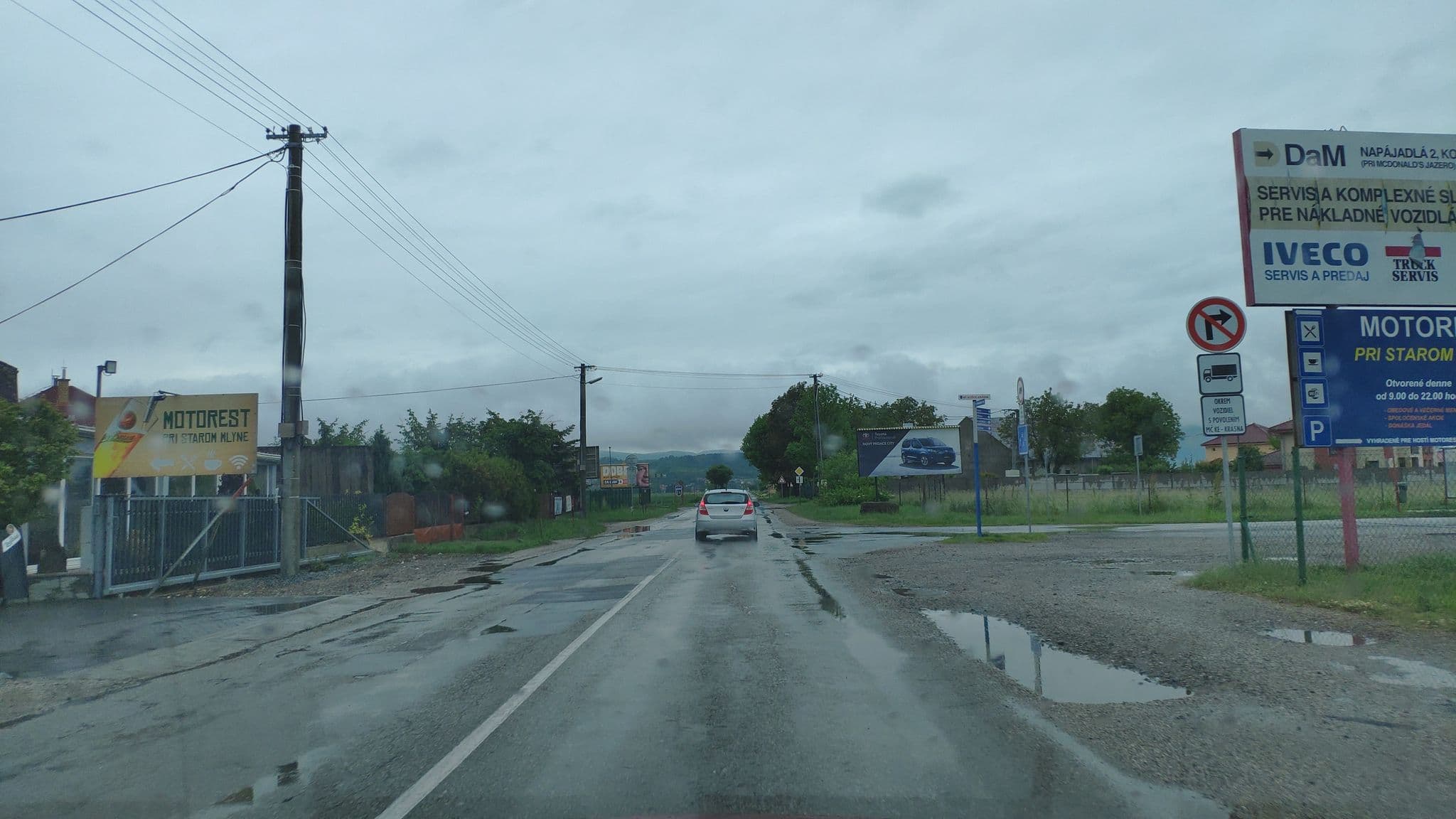 Street view near Motorest Pri starom mlyne, Valaliky — © pavolg (CC BY-SA · Mapillary)