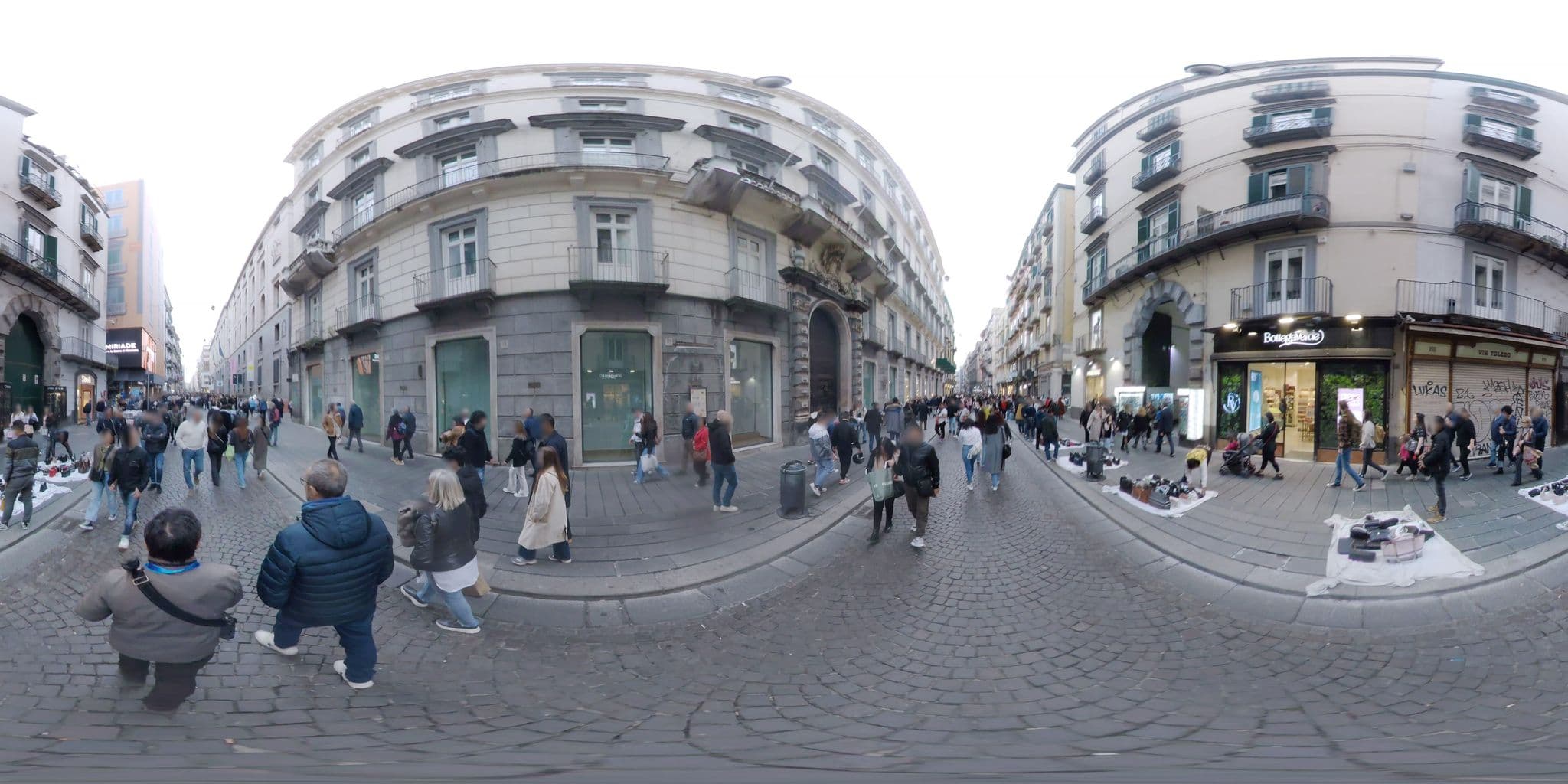Street view near B&B De Charme, Montecalvario — © mapconcierge (CC BY-SA · Mapillary)
