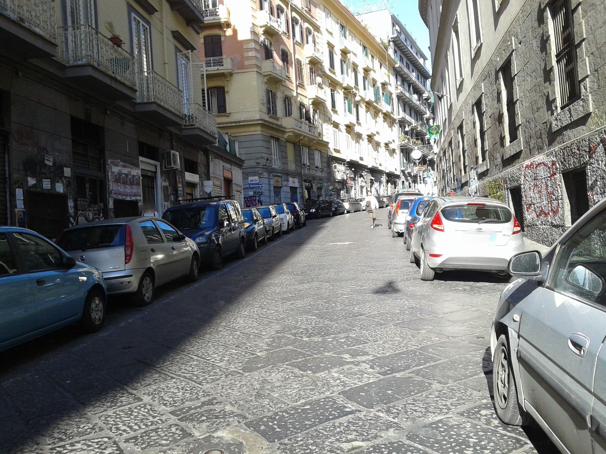 Street view near Unicum Suite Napoli, Porto — © lucaluongo95 (CC BY-SA · Mapillary)