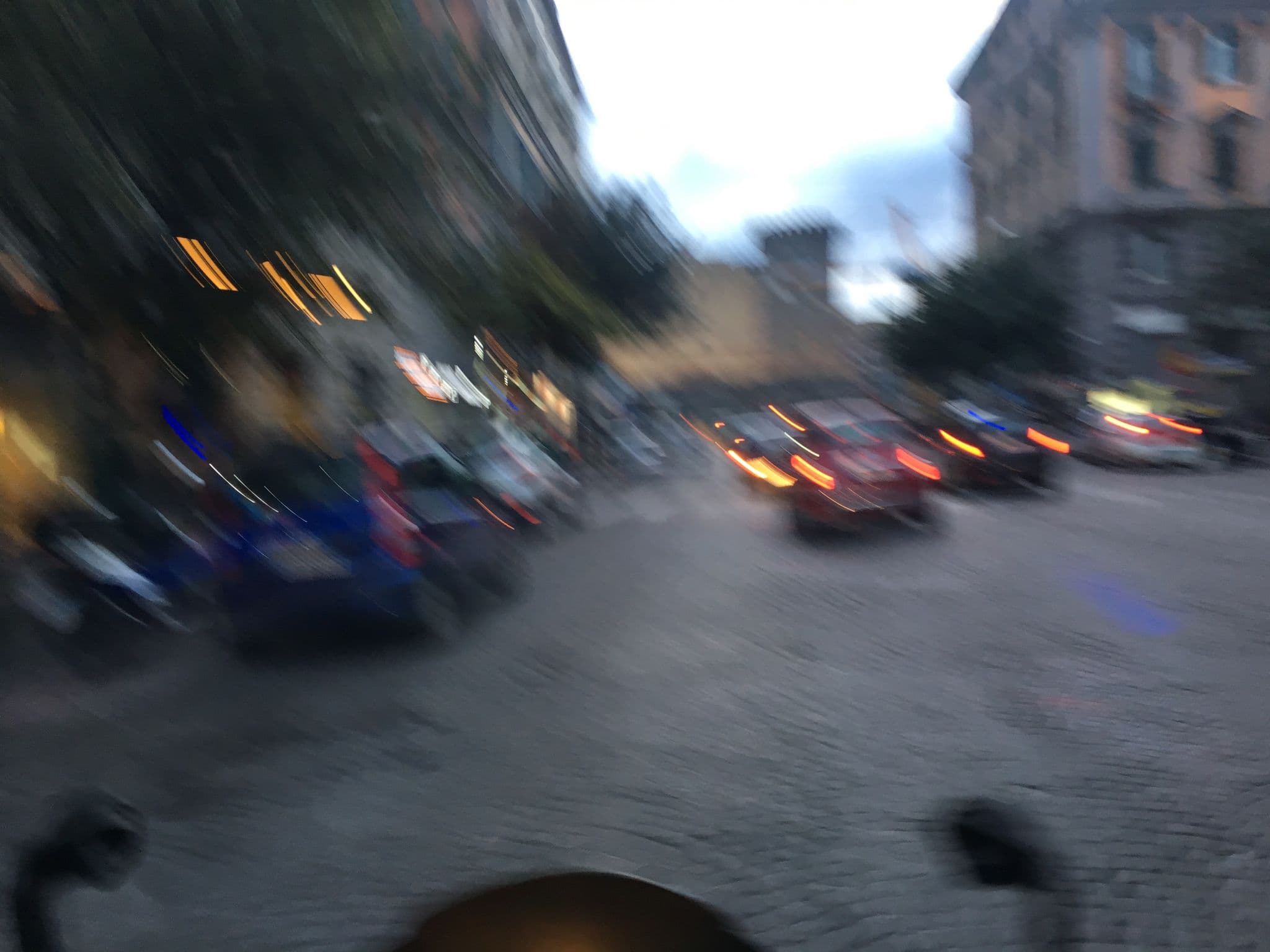 Street view near Munì Boutique Flat, Porto — © andrea96 (CC BY-SA · Mapillary)