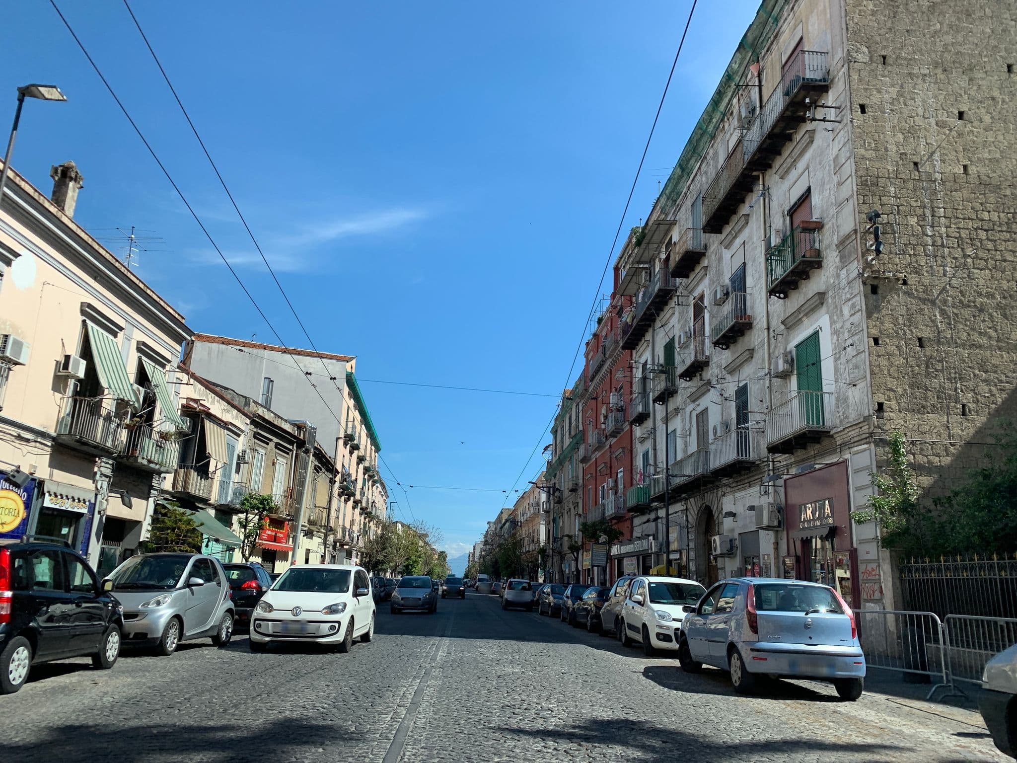 Street view near Hotel Barbato di Tolomello Jessica, Secondigliano — © giulialeone (CC BY-SA · Mapillary)
