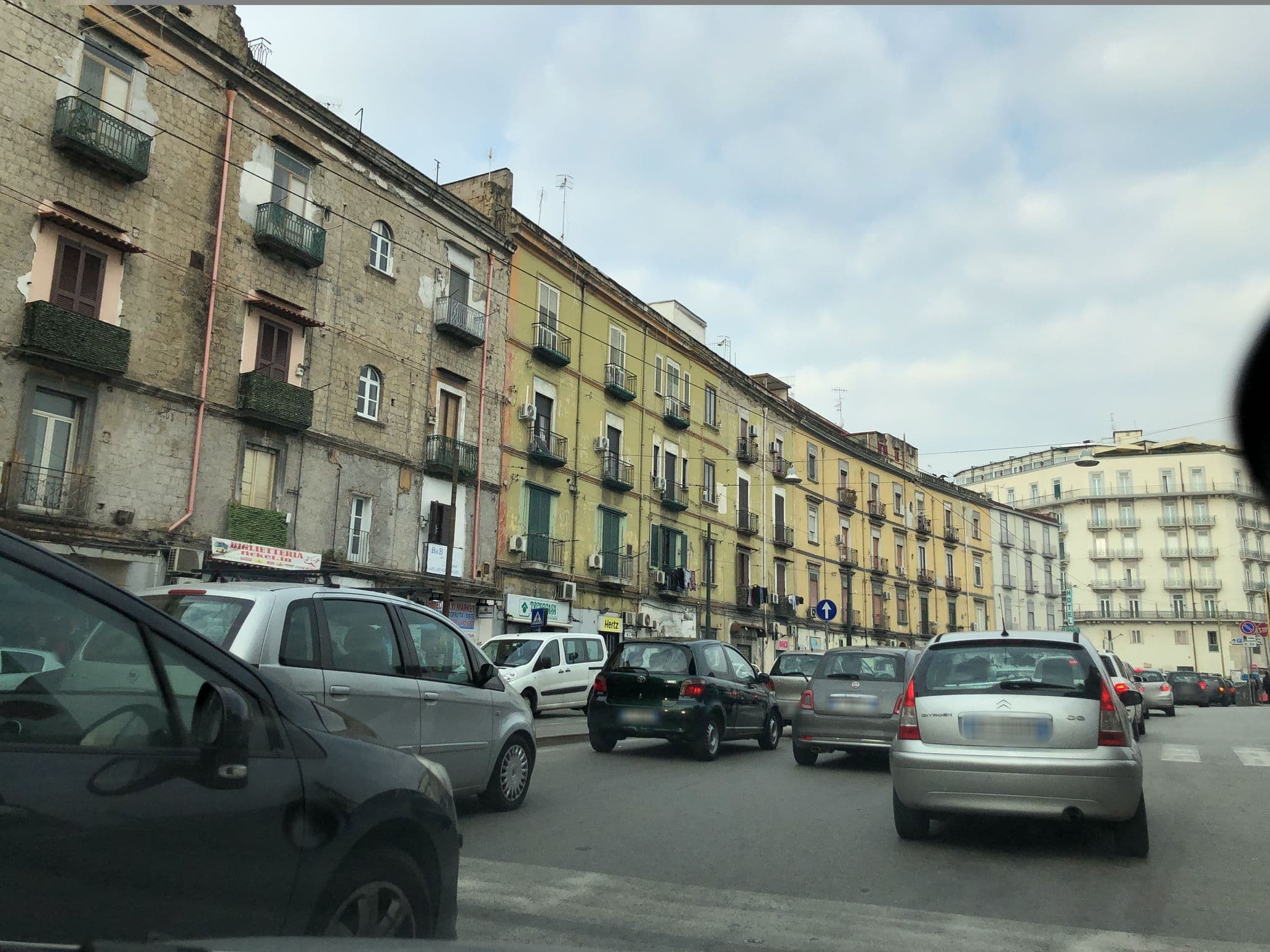 Street view near B&B Napoli Centrale di Fabio e Veronica, Naples — © mspaparo (CC BY-SA · Mapillary)