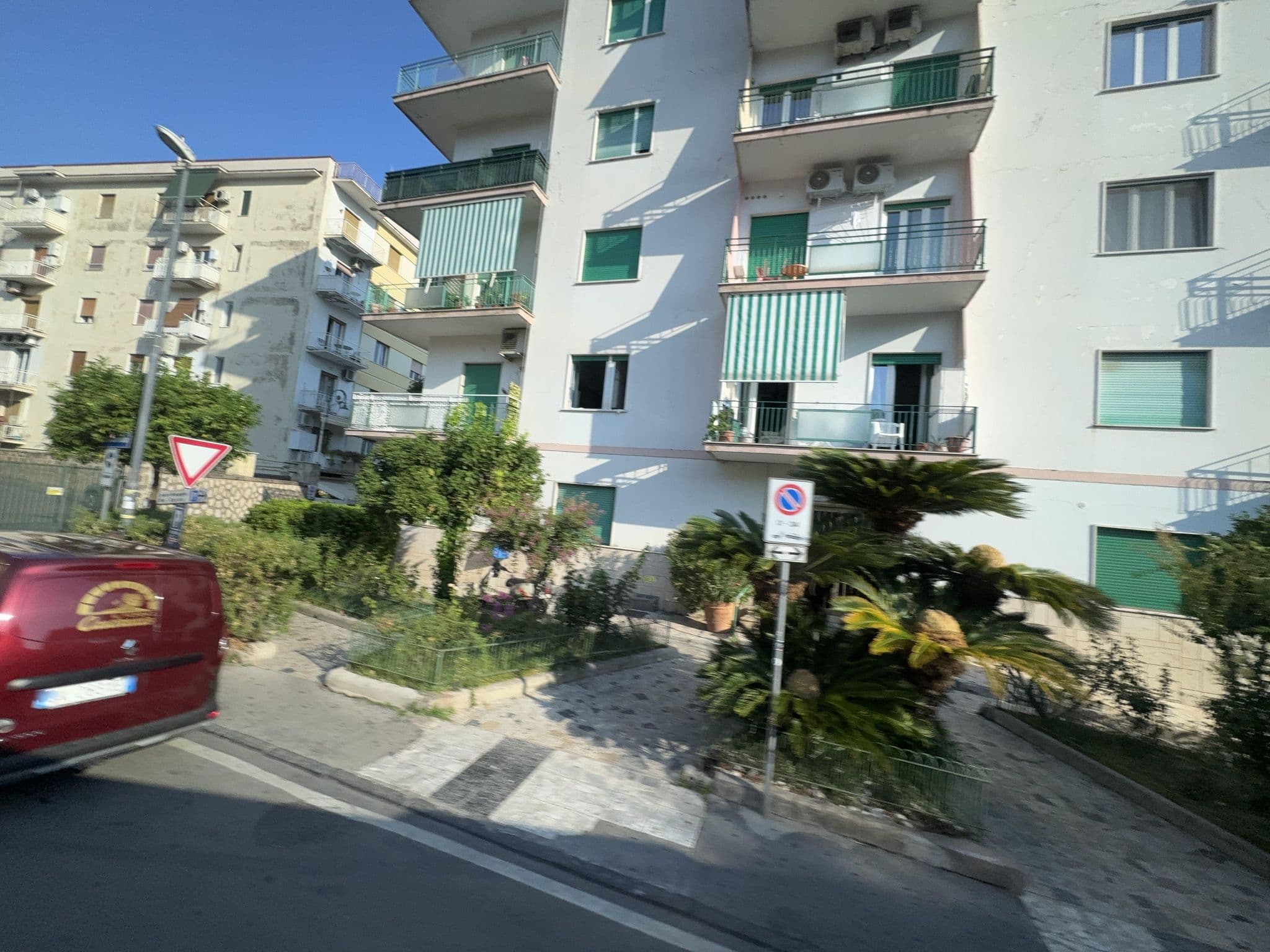 Street view near B&B Les Chic, Sorrento — © mapconcierge (CC BY-SA · Mapillary)