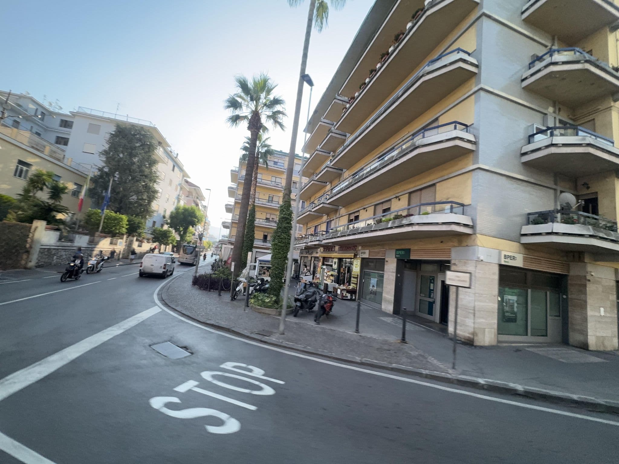 Street view near Domino House Sorrento Center, Sorrento — © mapconcierge (CC BY-SA · Mapillary)