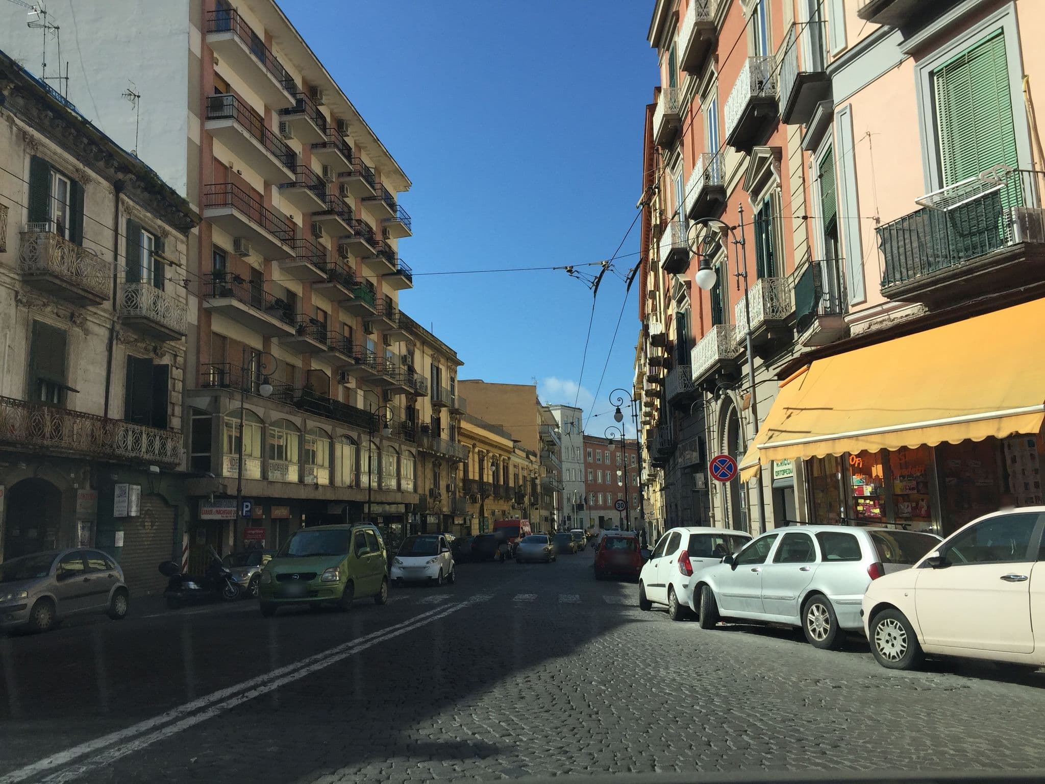 Street view near Notti Vesuviane, Portici — © richlv (CC BY-SA · Mapillary)