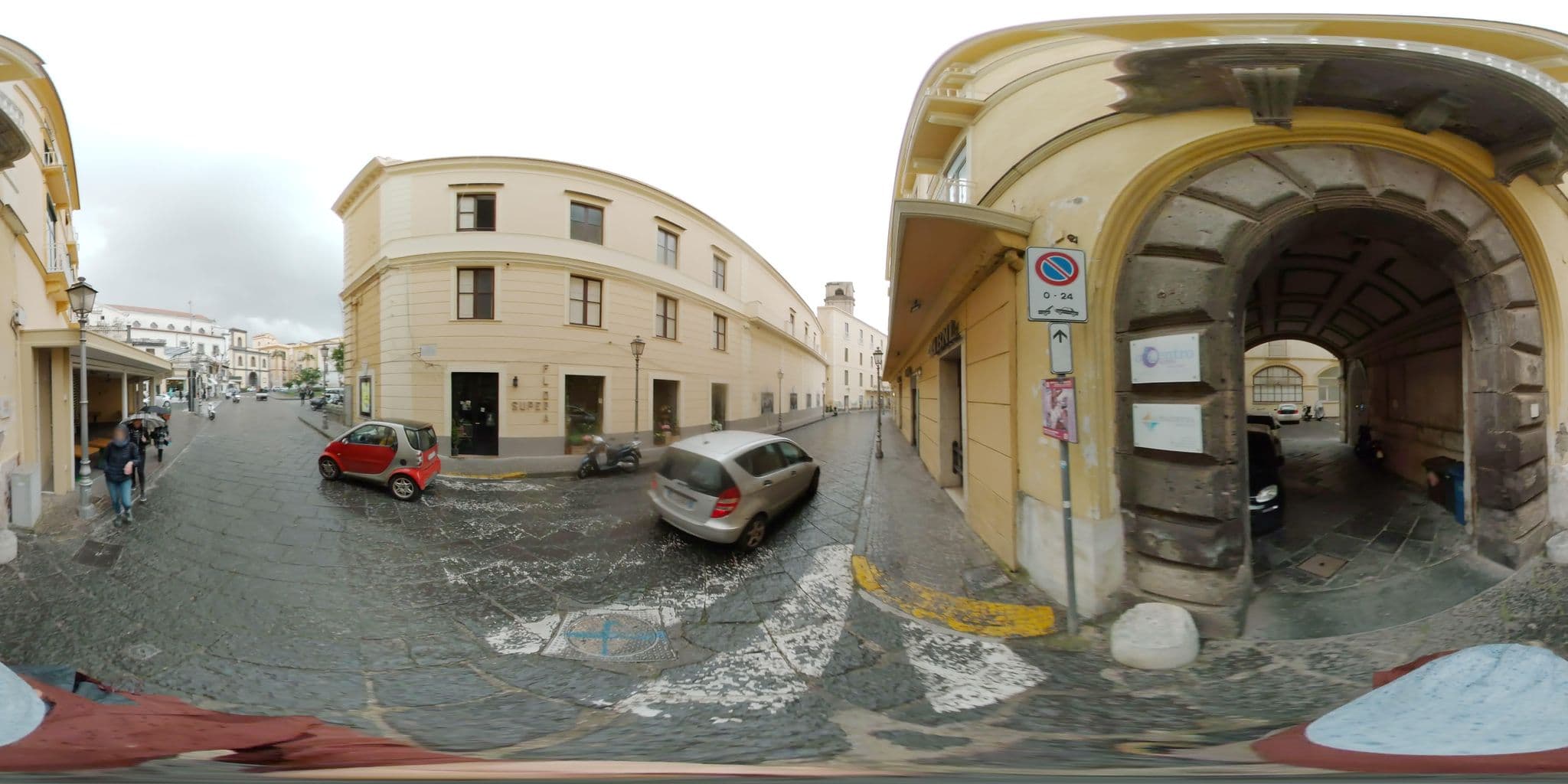 Street view near Villa la Contessina, Sorrento — © stefan-RolfsRom (CC BY-SA · Mapillary)