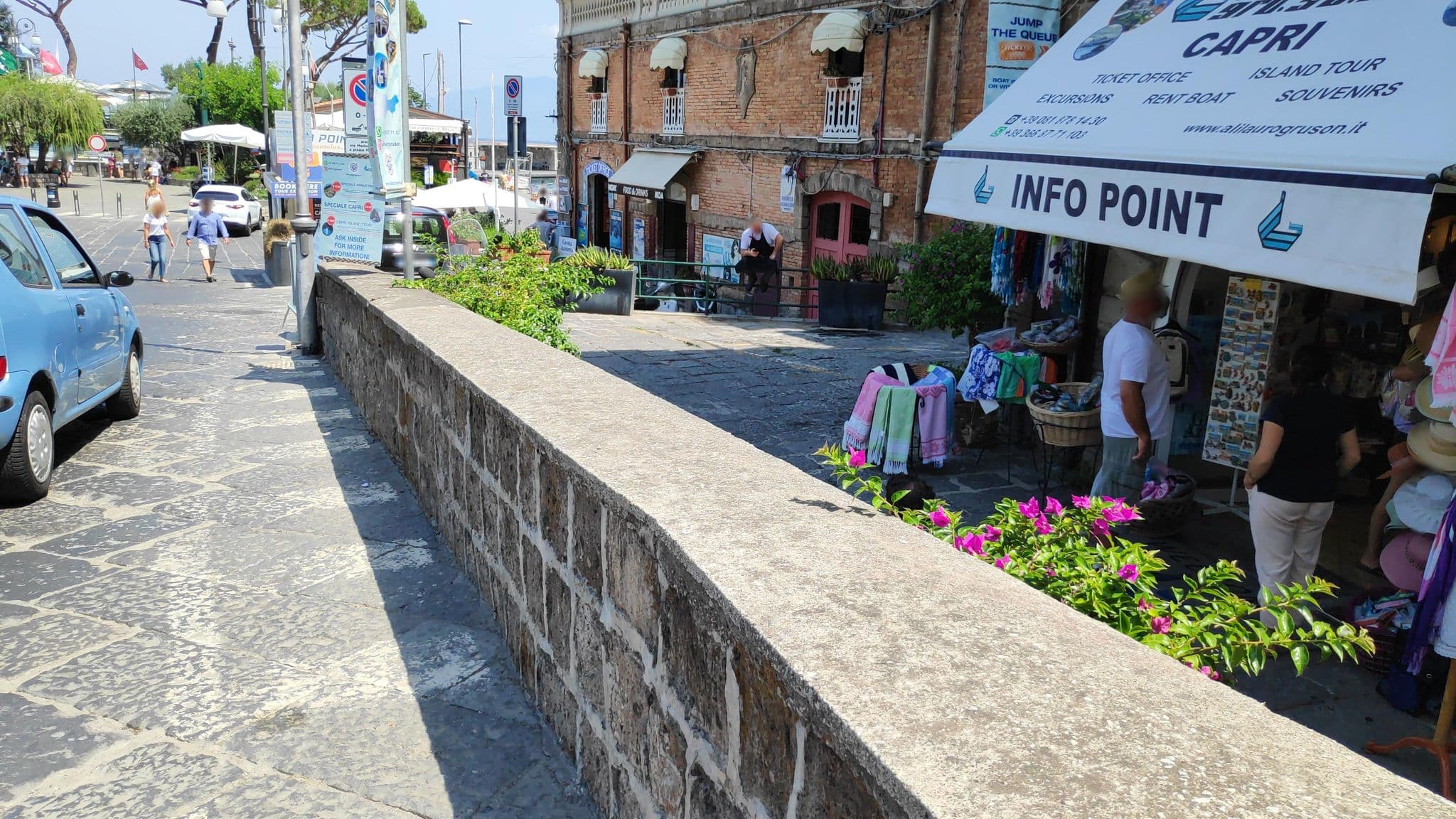 Street view near Blurooms Bed & Breakfast Sorrento, Sorrento — © marcuscalabresus (CC BY-SA · Mapillary)