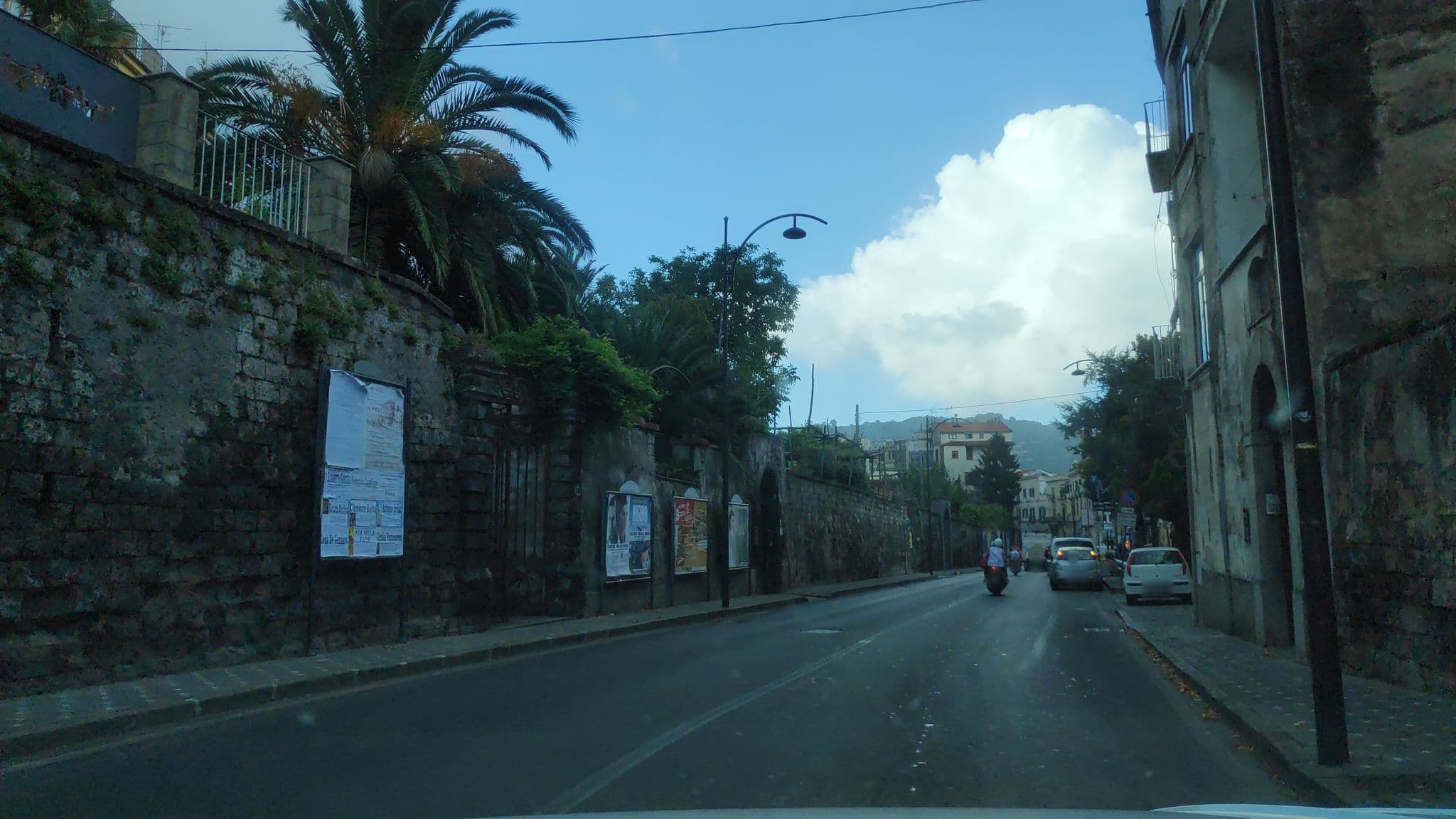 Street view near Affittacamere Lo Stradone, Meta — © marcuscalabresus (CC BY-SA · Mapillary)