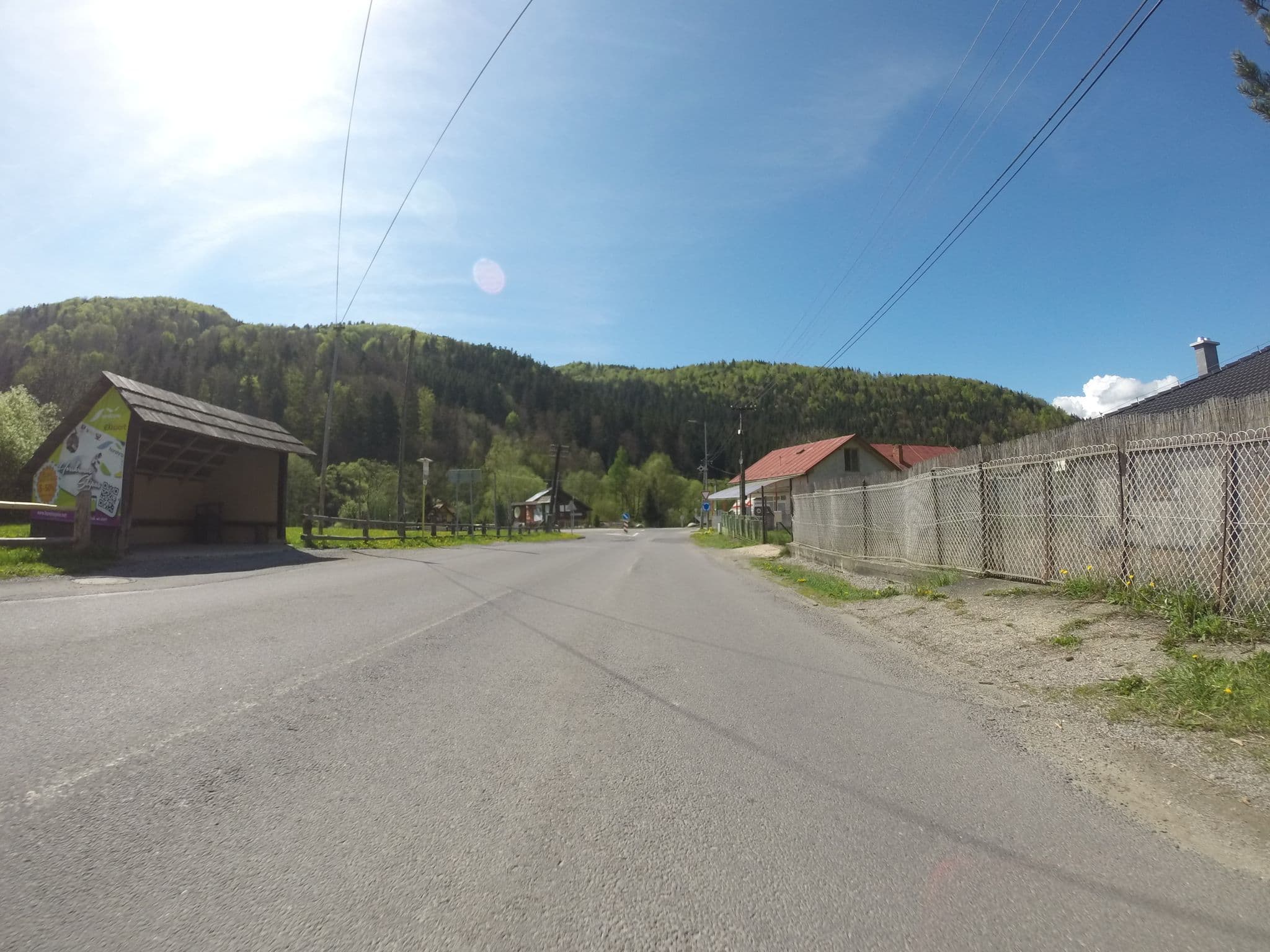 Street view near Apartmány Bystrá-Chopok, Valaská — © kayle (CC BY-SA · Mapillary)