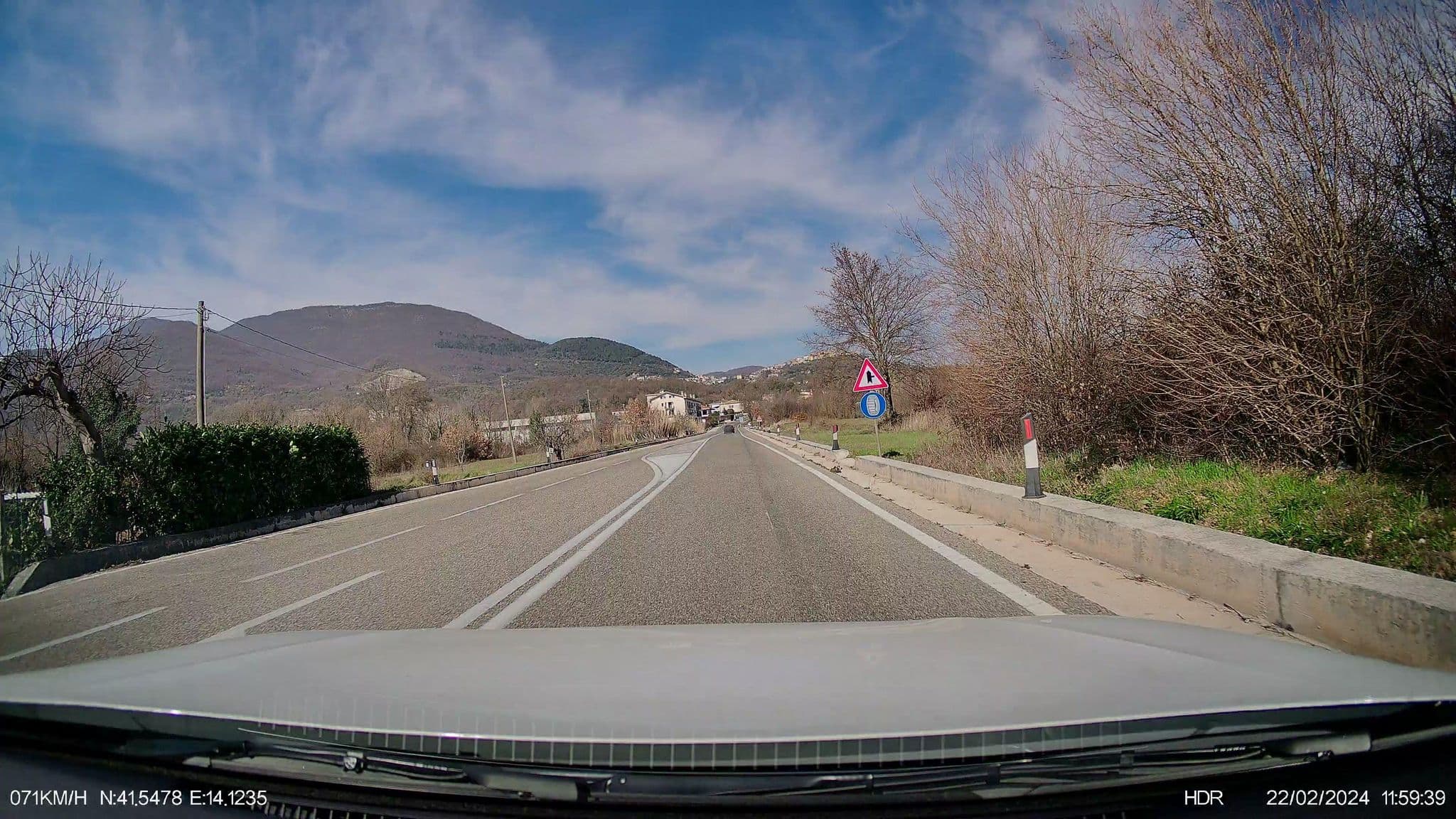 Street view near Trilocale La Corte, Taverna Ravindola — © Hrabroslav (CC BY-SA · Mapillary)