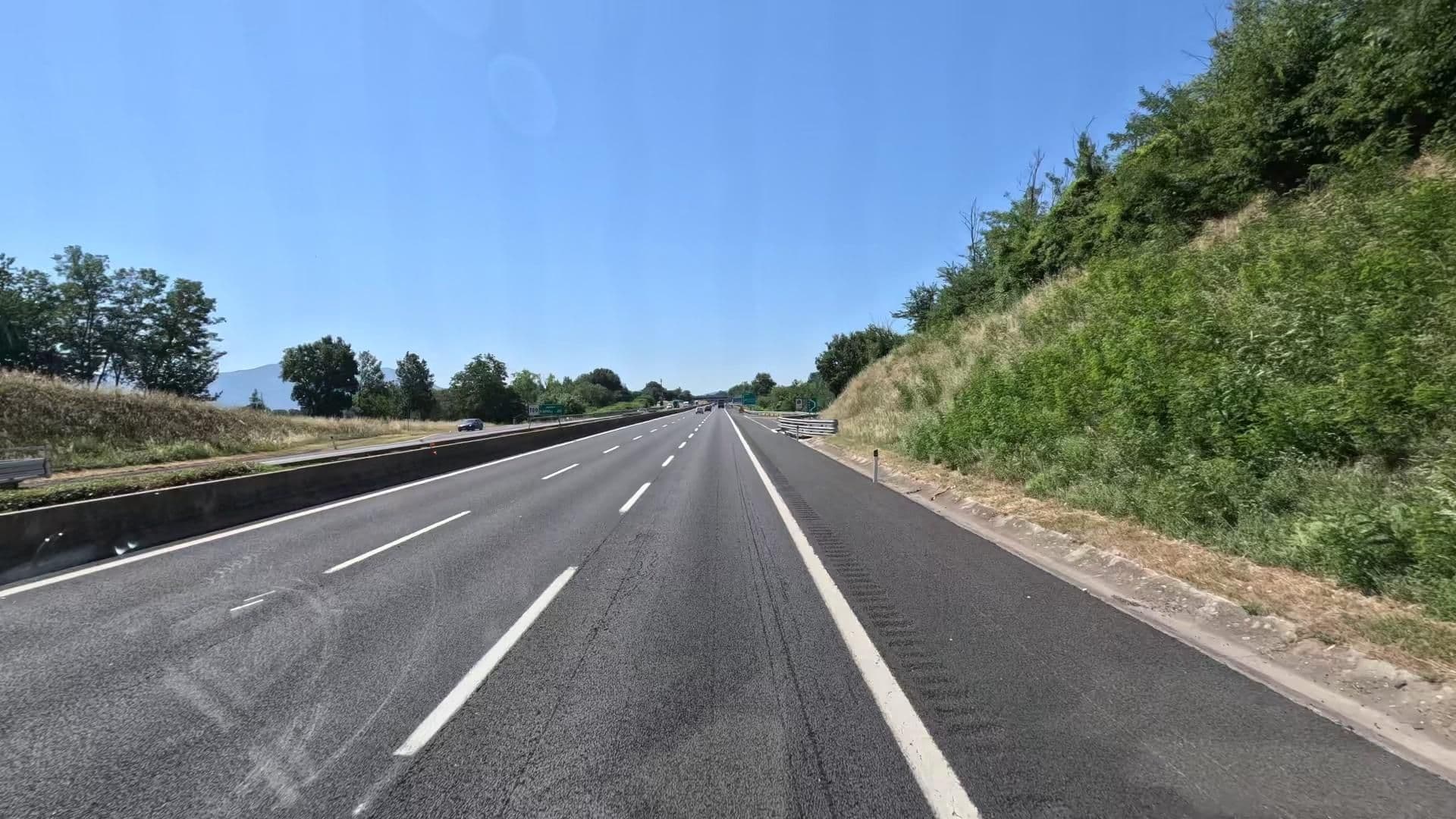 Street view near Hotel Paba, Caianello — © bct (CC BY-SA · Mapillary)