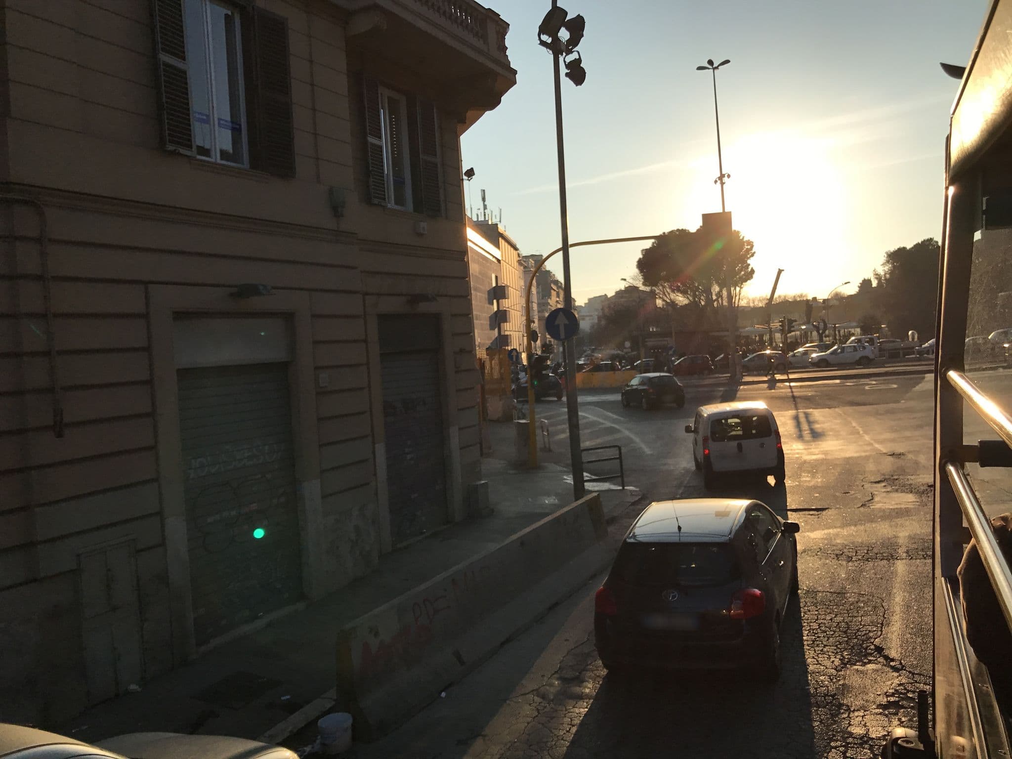Street view near H1 Elective SRL Semplificata, Rome — © fundacja_geolife (CC BY-SA · Mapillary)