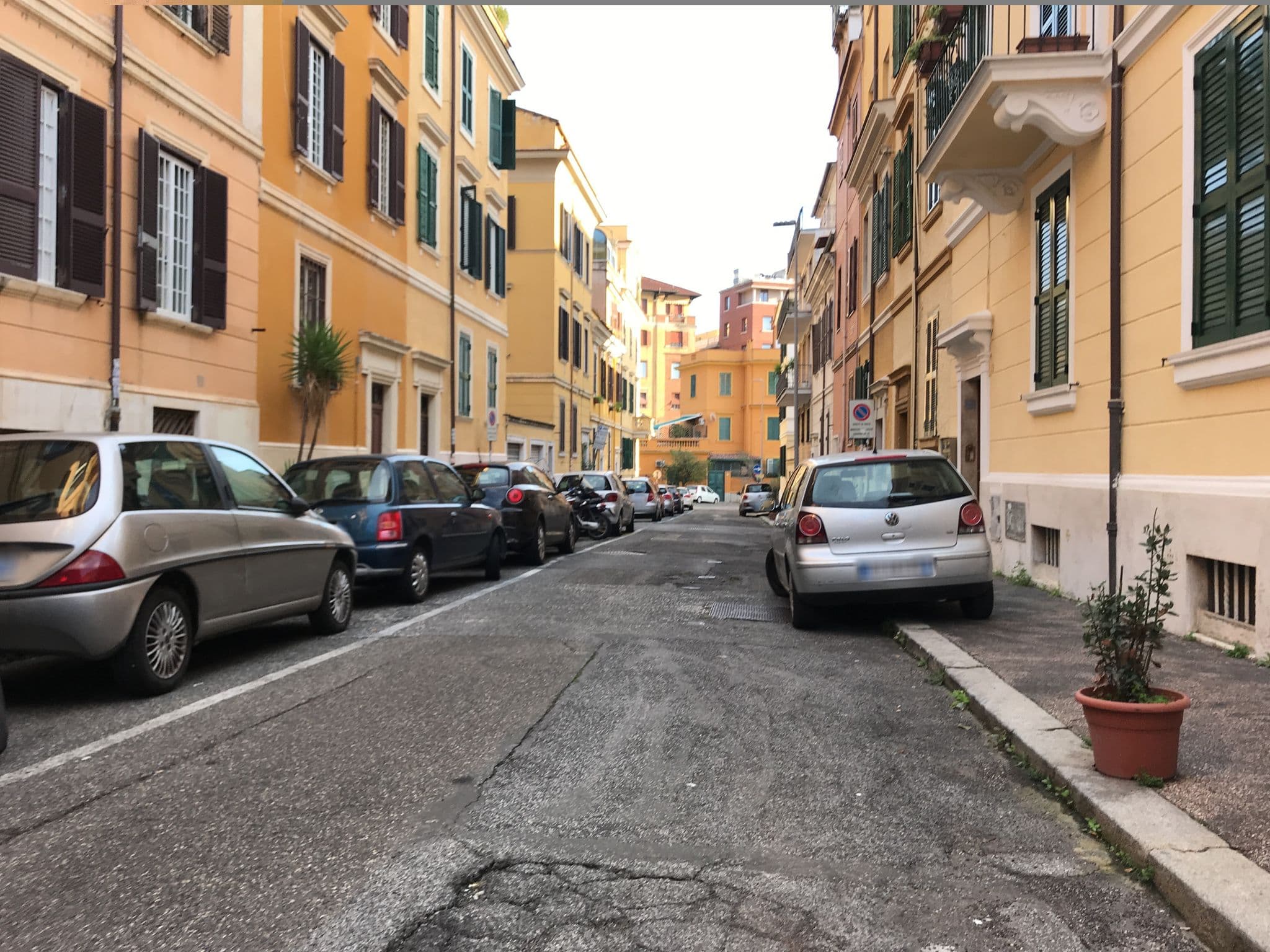Street view near Il Sagittario, Castro Pretorio — © miguel_andrade (CC BY-SA · Mapillary)
