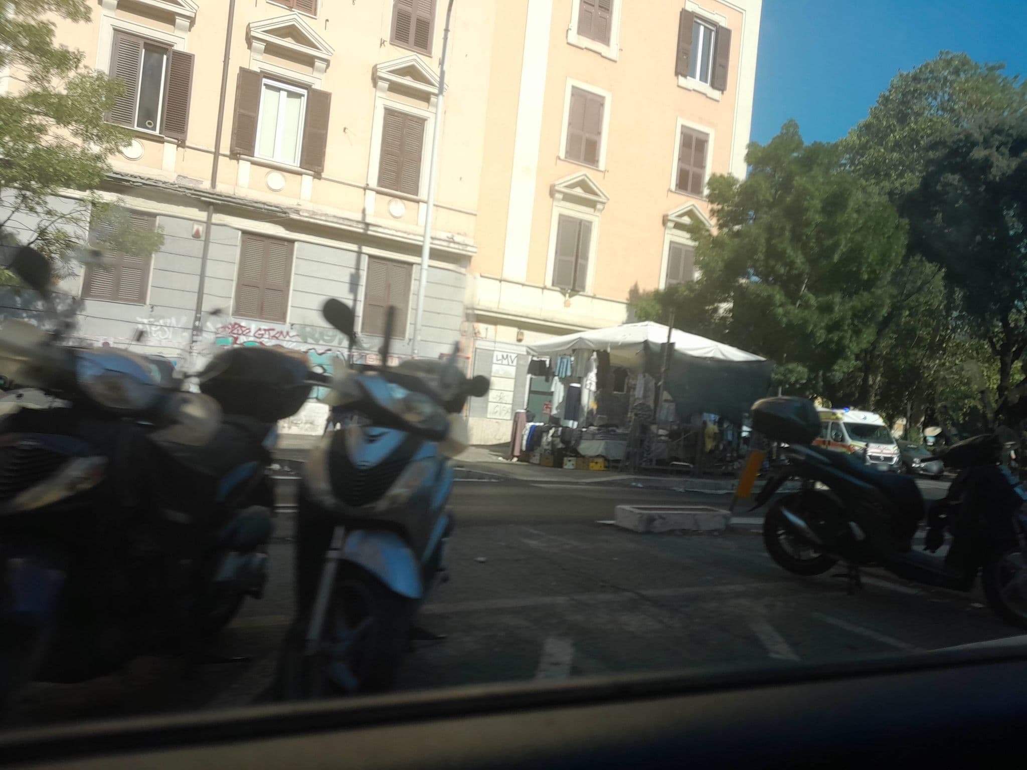 Street view near B&B Roma Re, Rome — © omfg_notpr (CC BY-SA · Mapillary)