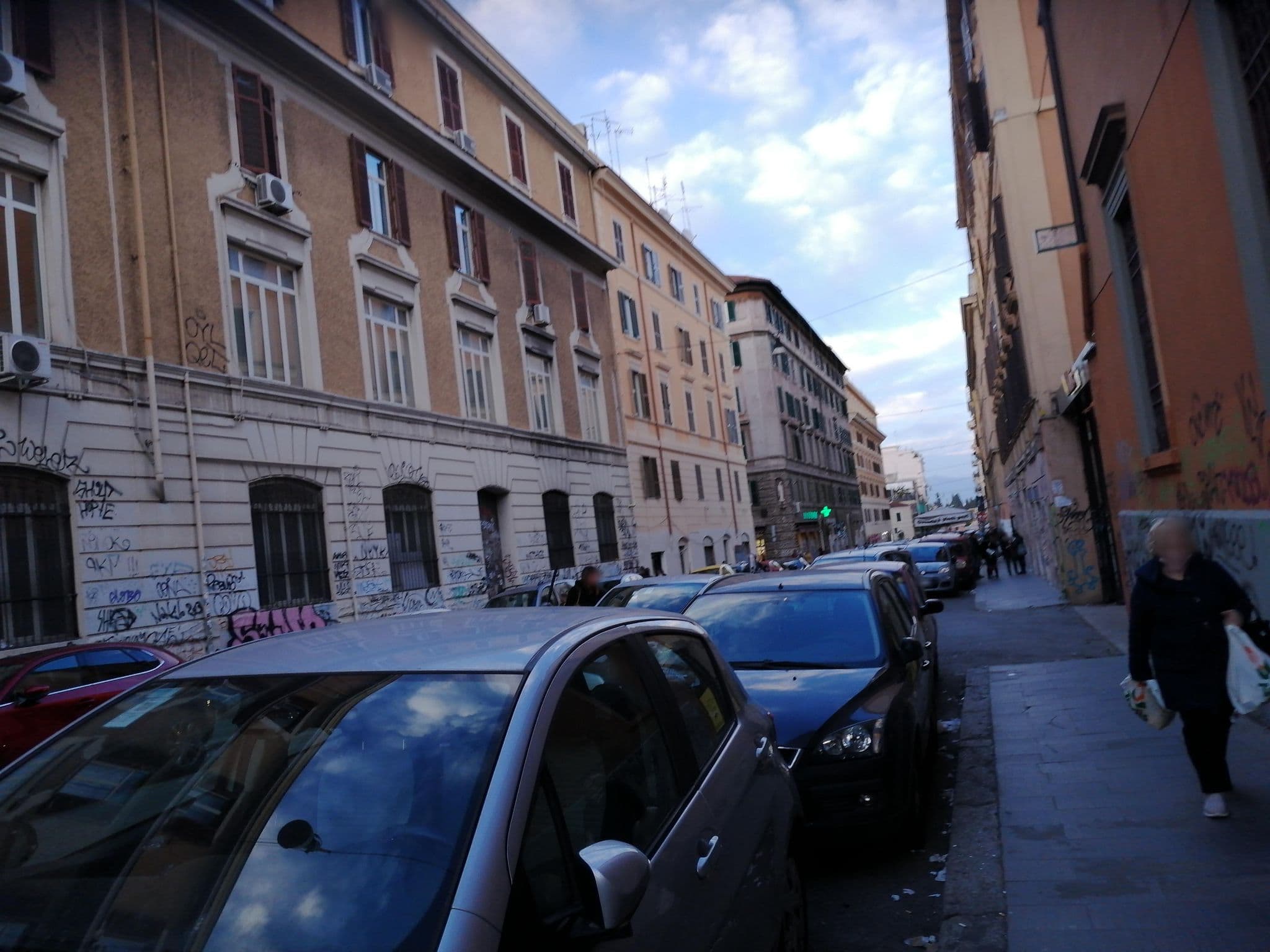 Street view near BEACHBAR Apartment in Rome, Esquilino — © zte123 (CC BY-SA · Mapillary)