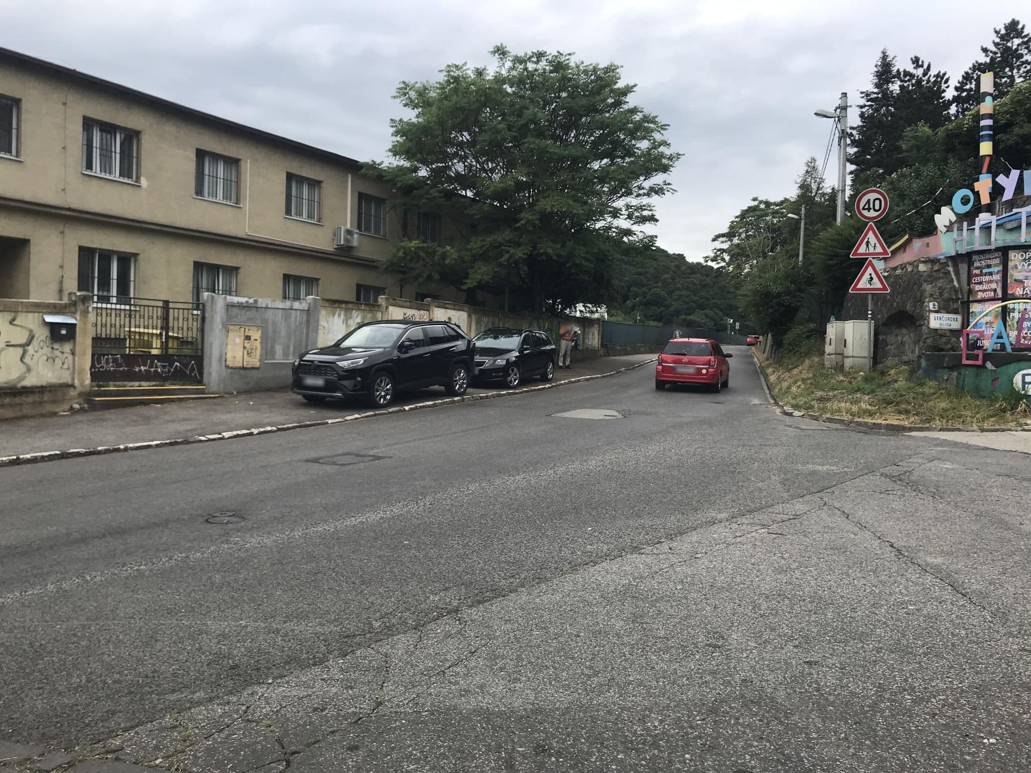 Street view near Galéria, Bratislava — © miguel_andrade (CC BY-SA · Mapillary)