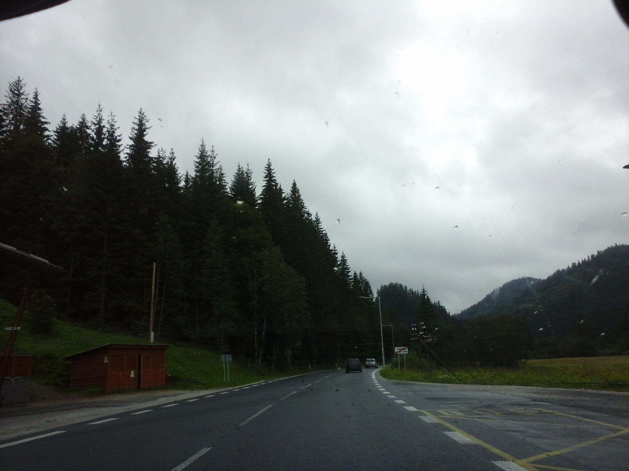 Street view near Ubytovanie Dobšinská Ľadová Jaskyňa, Dobšiná — © czadzik (CC BY-SA · Mapillary)