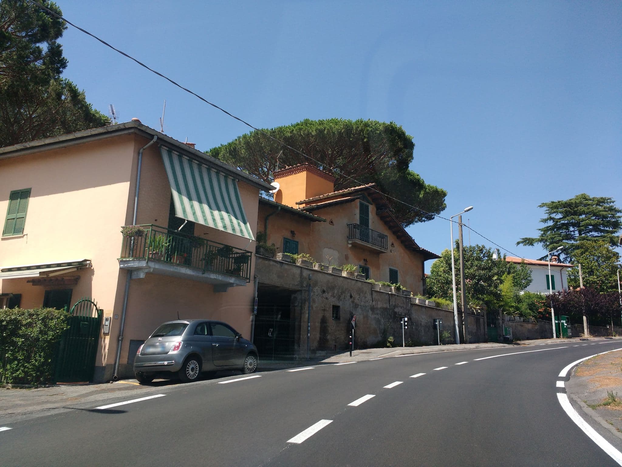 Street view near Hotel Squarciarelli, Grottaferrata — © thetornado76 (CC BY-SA · Mapillary)
